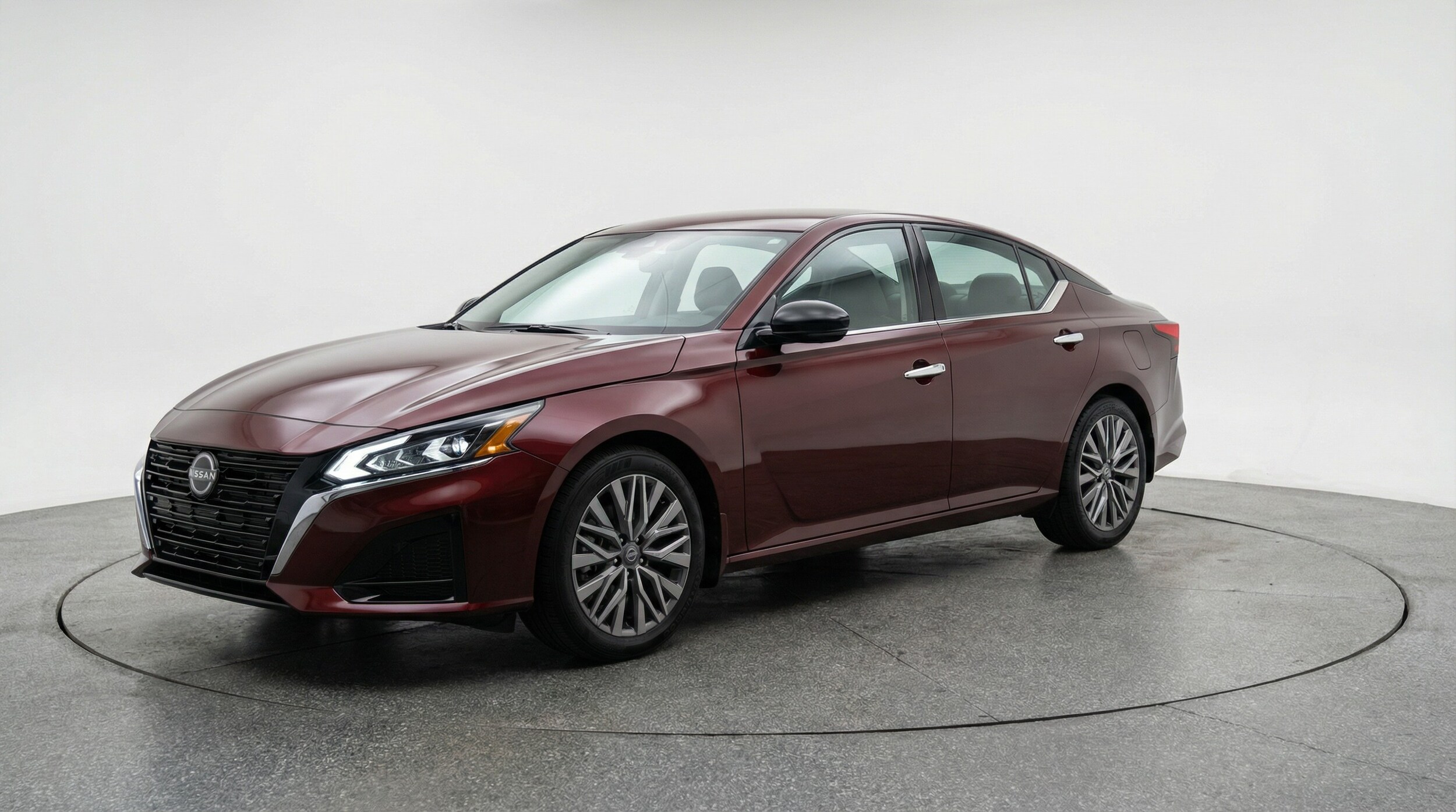 Thumbnail: 2025 Nissan Altima - 3