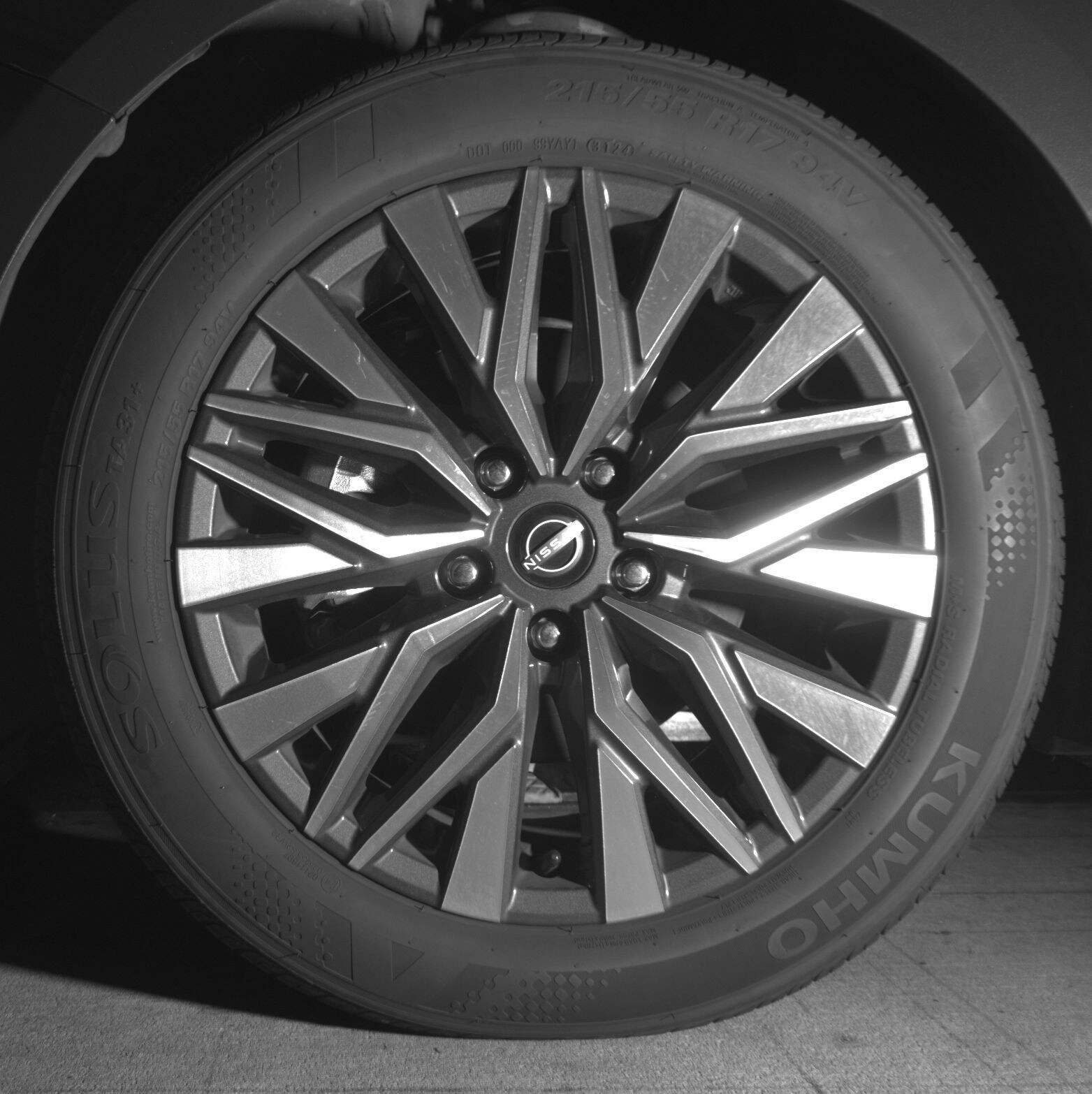 Thumbnail: 2025 Nissan Altima - 9