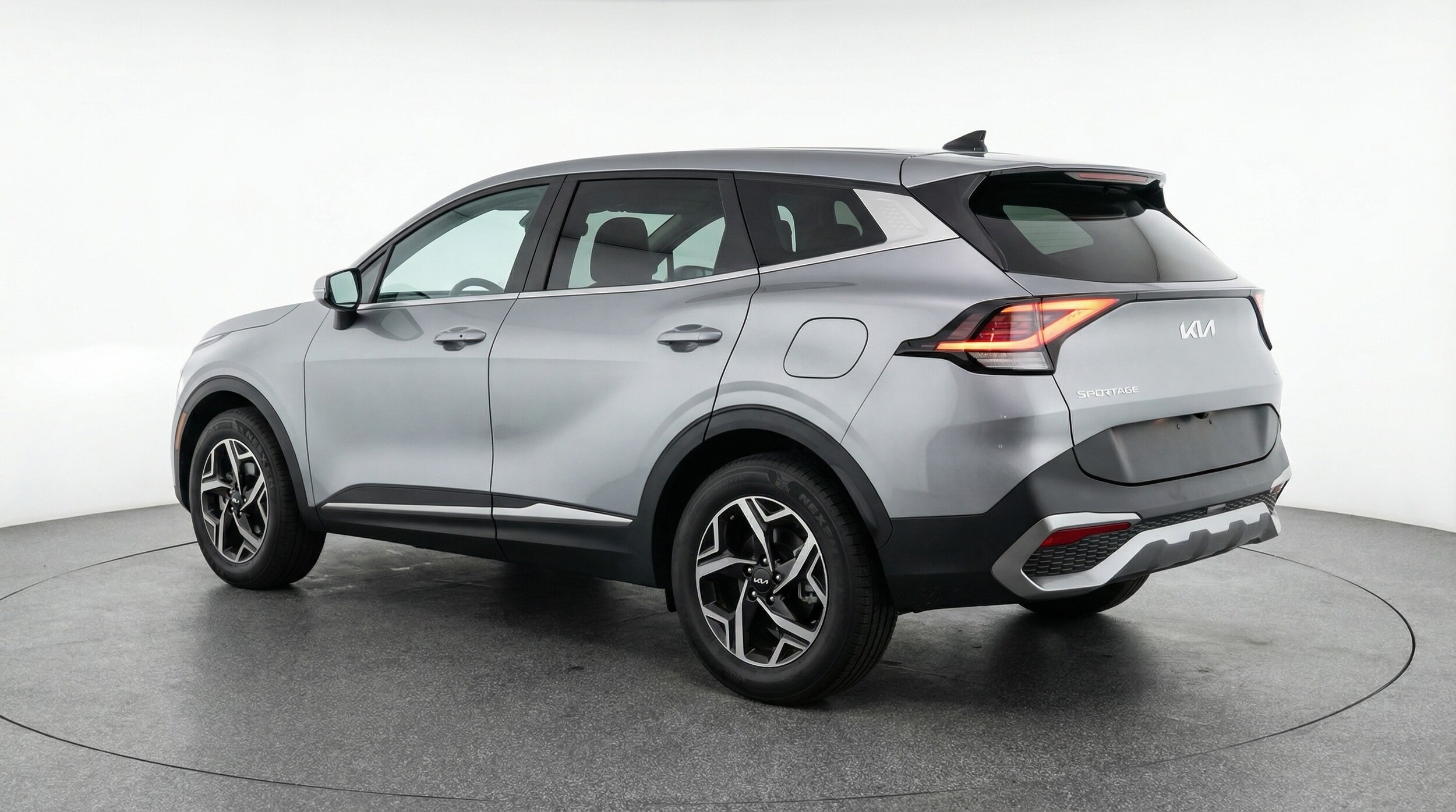 Thumbnail: 2025 Kia Sportage - 5