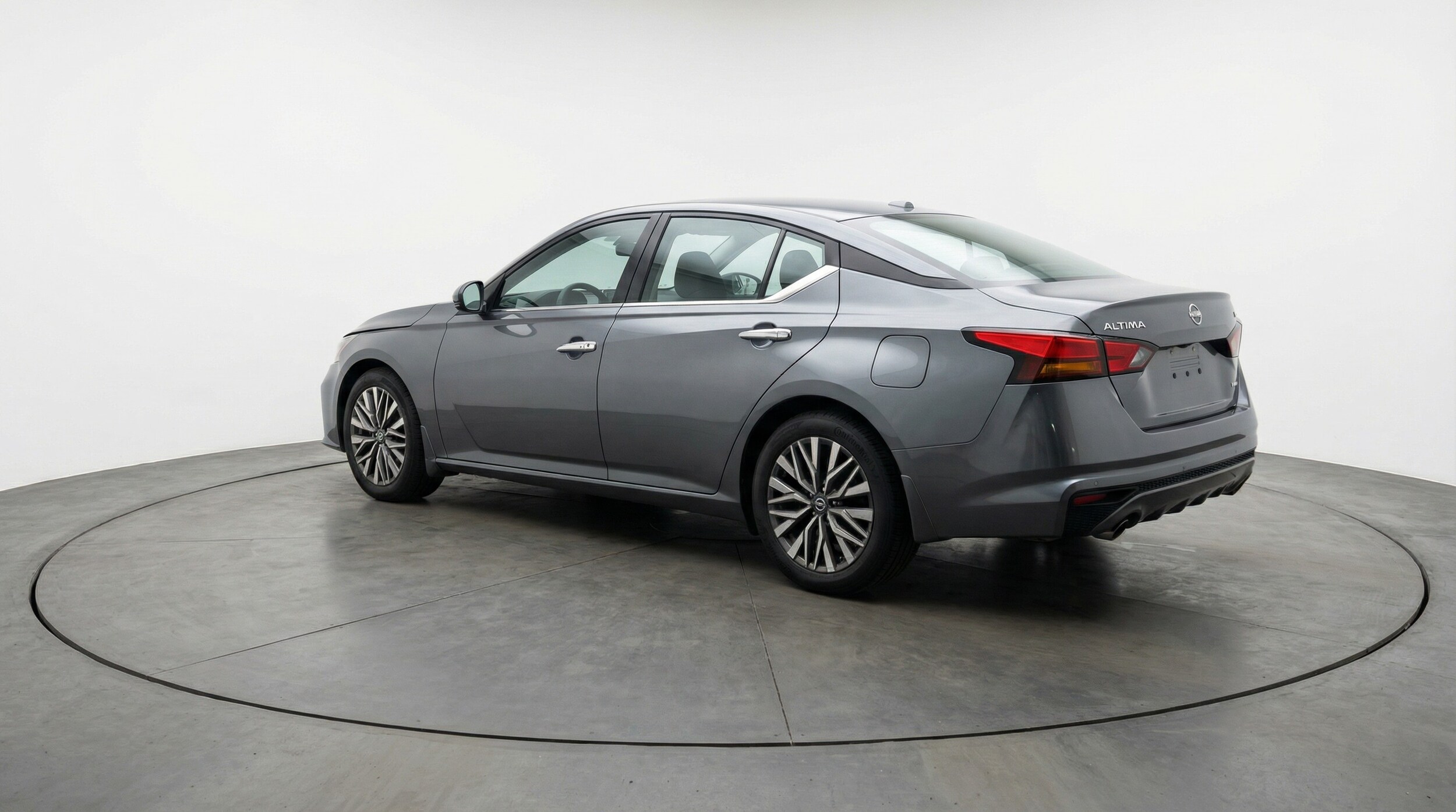 Thumbnail: 2025 Nissan Altima - 5