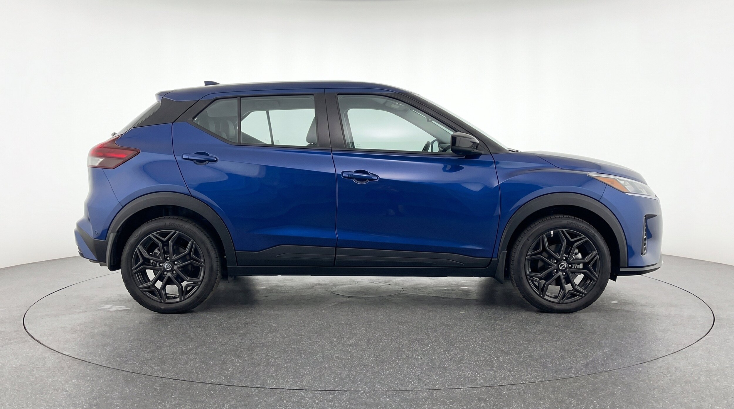 Thumbnail: 2026 Nissan Kicks - 11