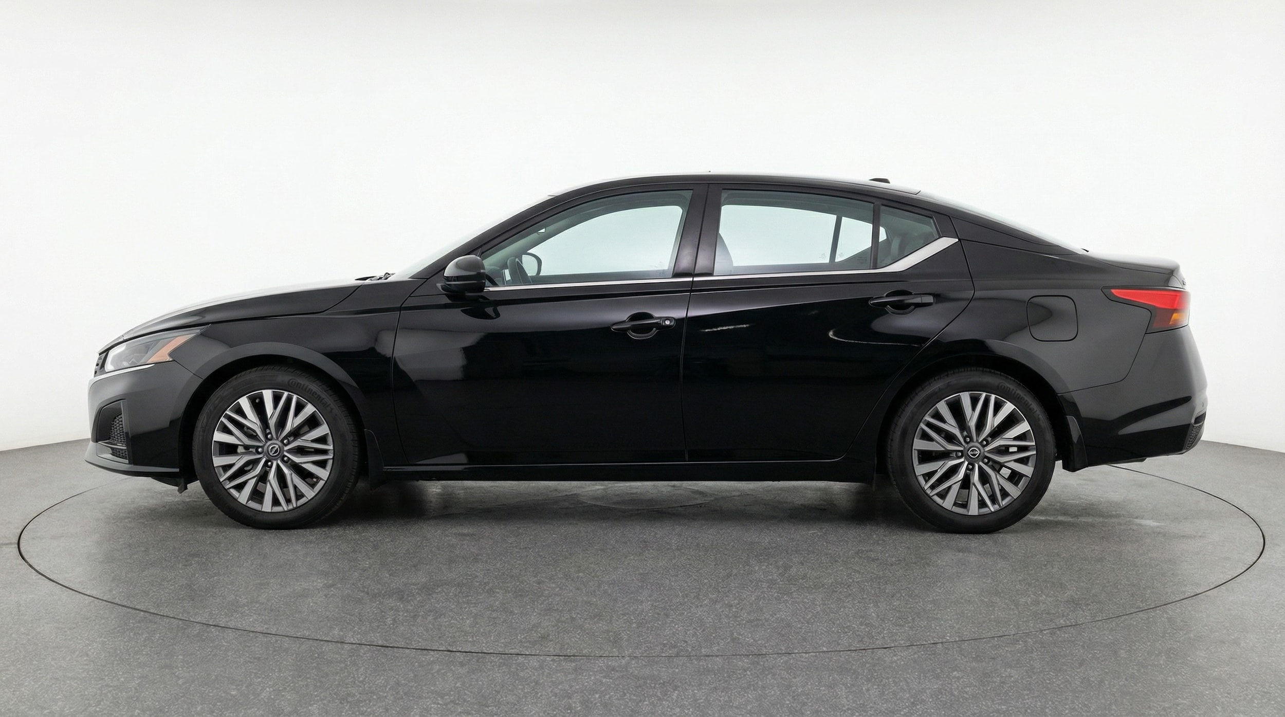 Thumbnail: 2025 Nissan Altima - 4