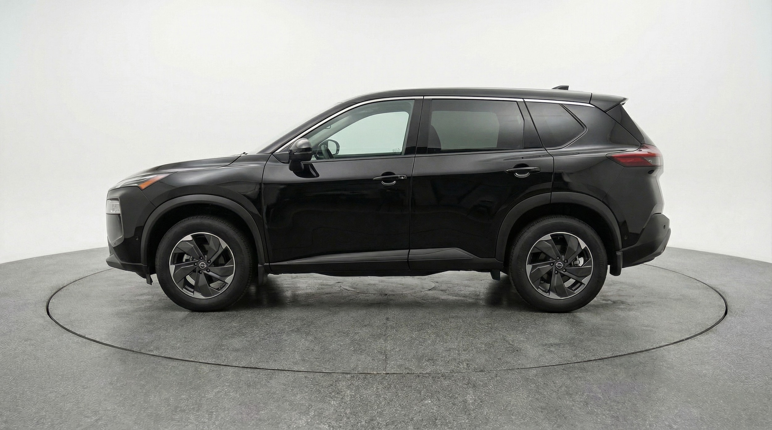 Thumbnail: 2025 Nissan Rogue - 4