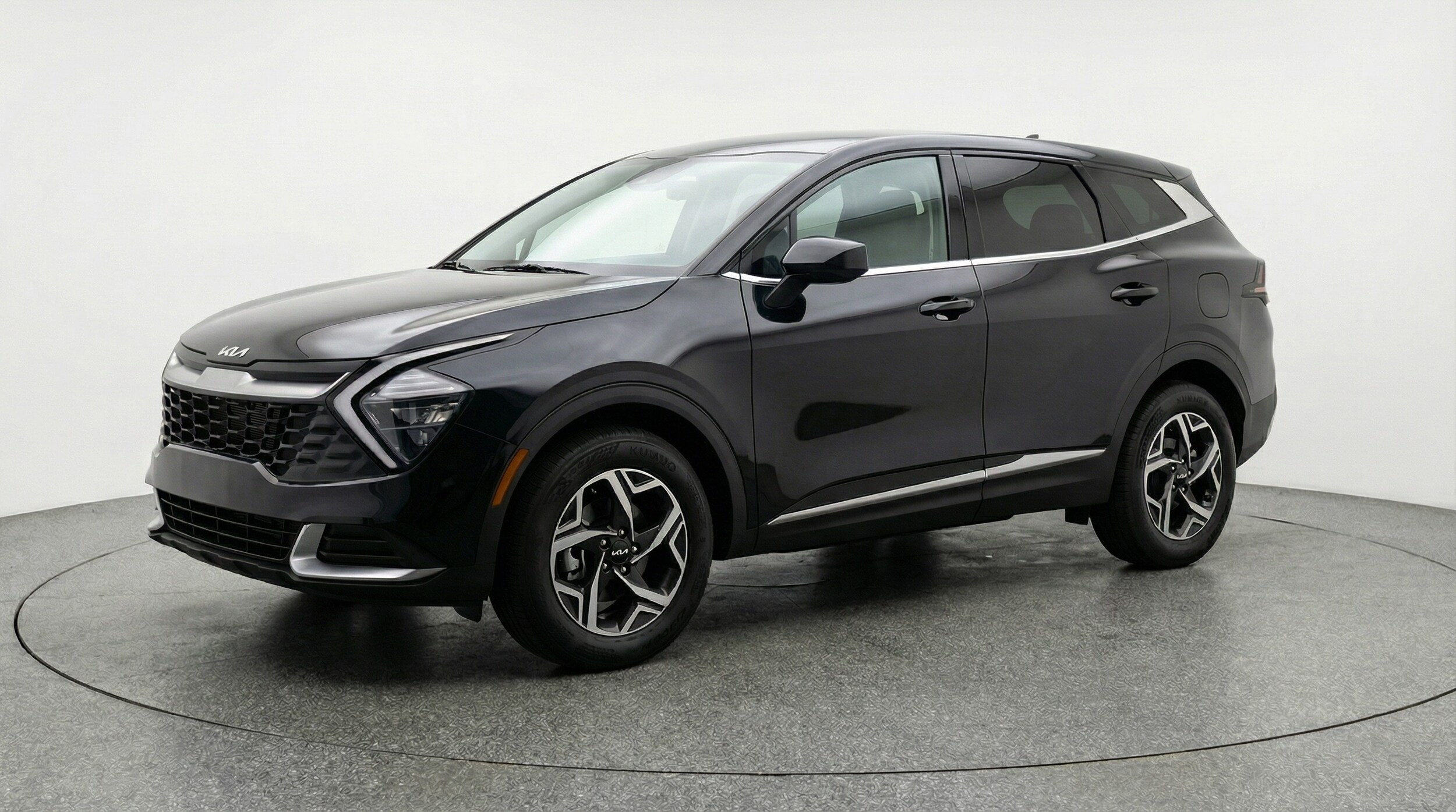 Thumbnail: 2025 Kia Sportage - 3