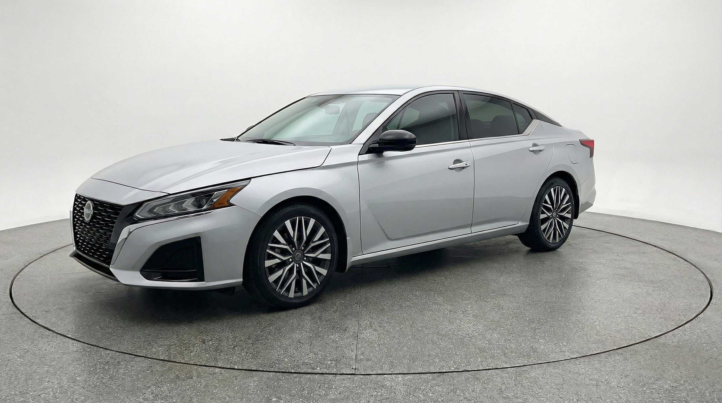 Thumbnail: 2025 Nissan Altima - 3