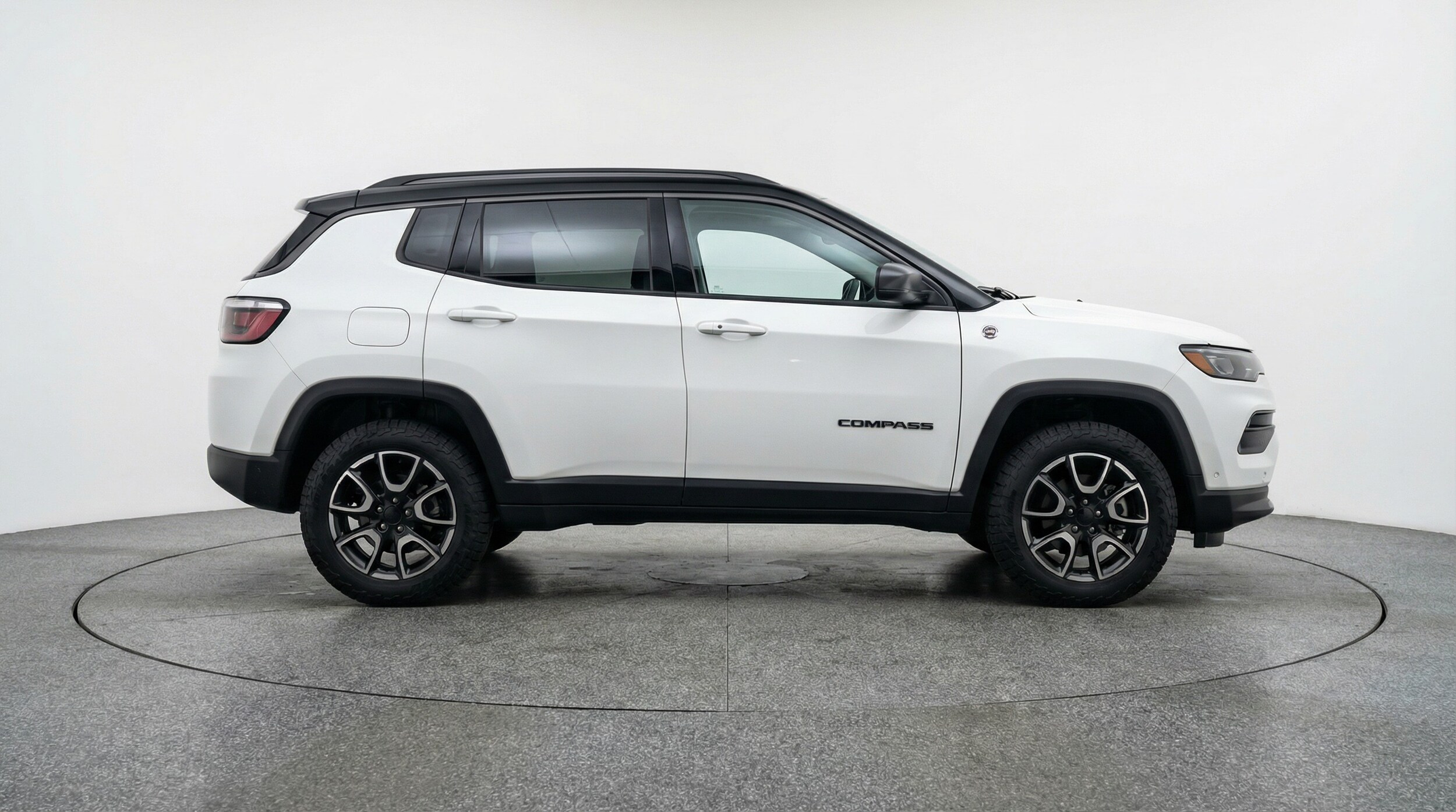 Thumbnail: 2025 Jeep Compass - 8
