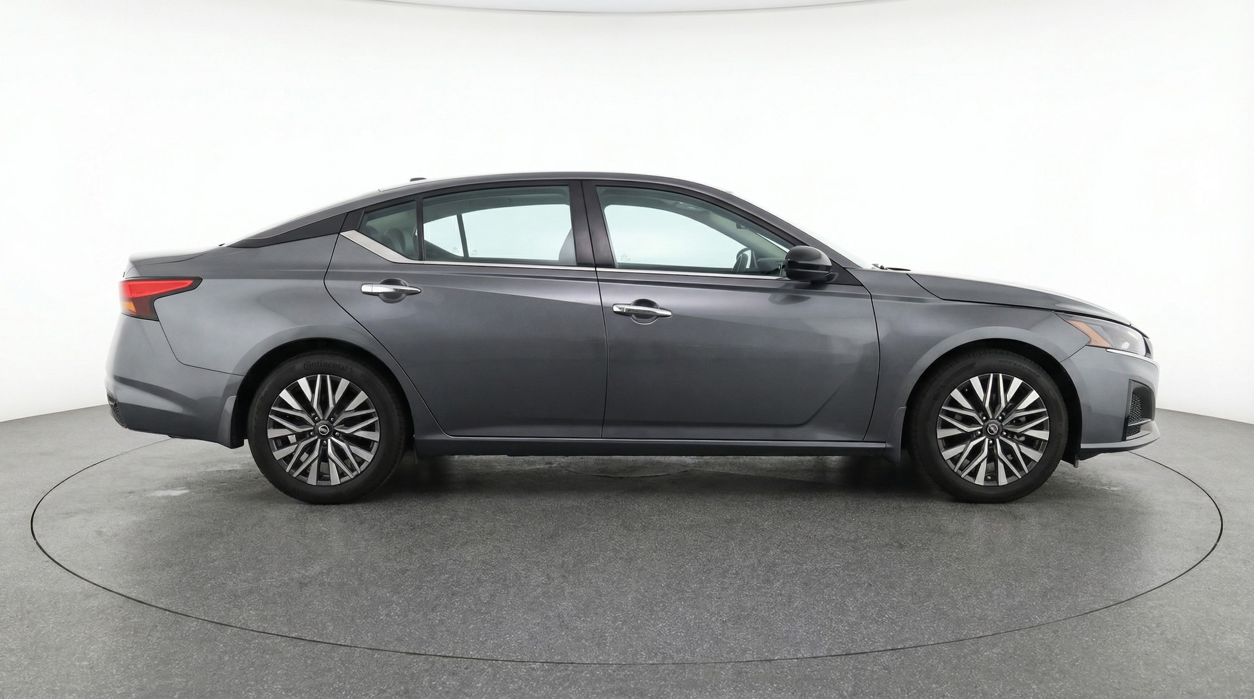 Thumbnail: 2025 Nissan Altima - 8