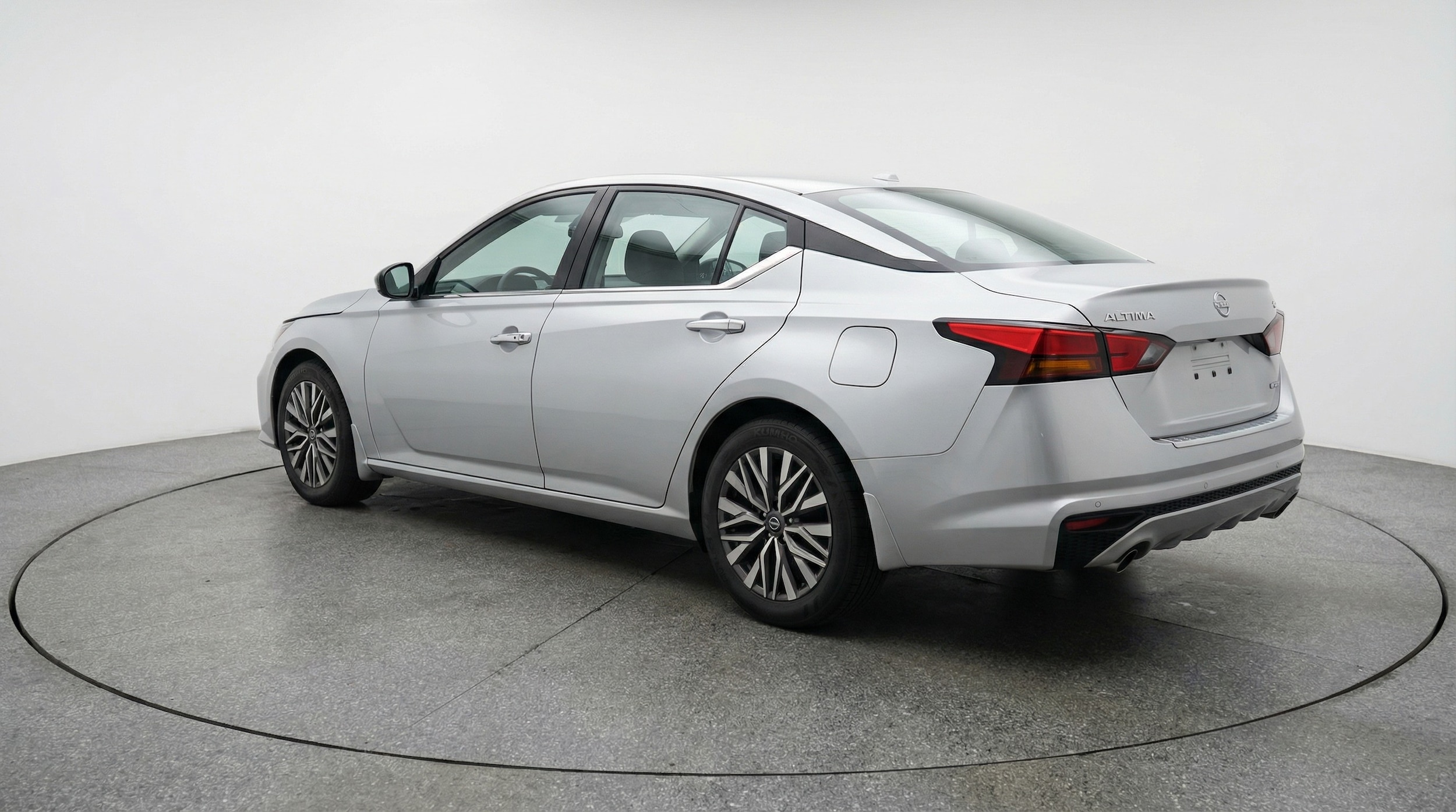 Thumbnail: 2025 Nissan Altima - 5