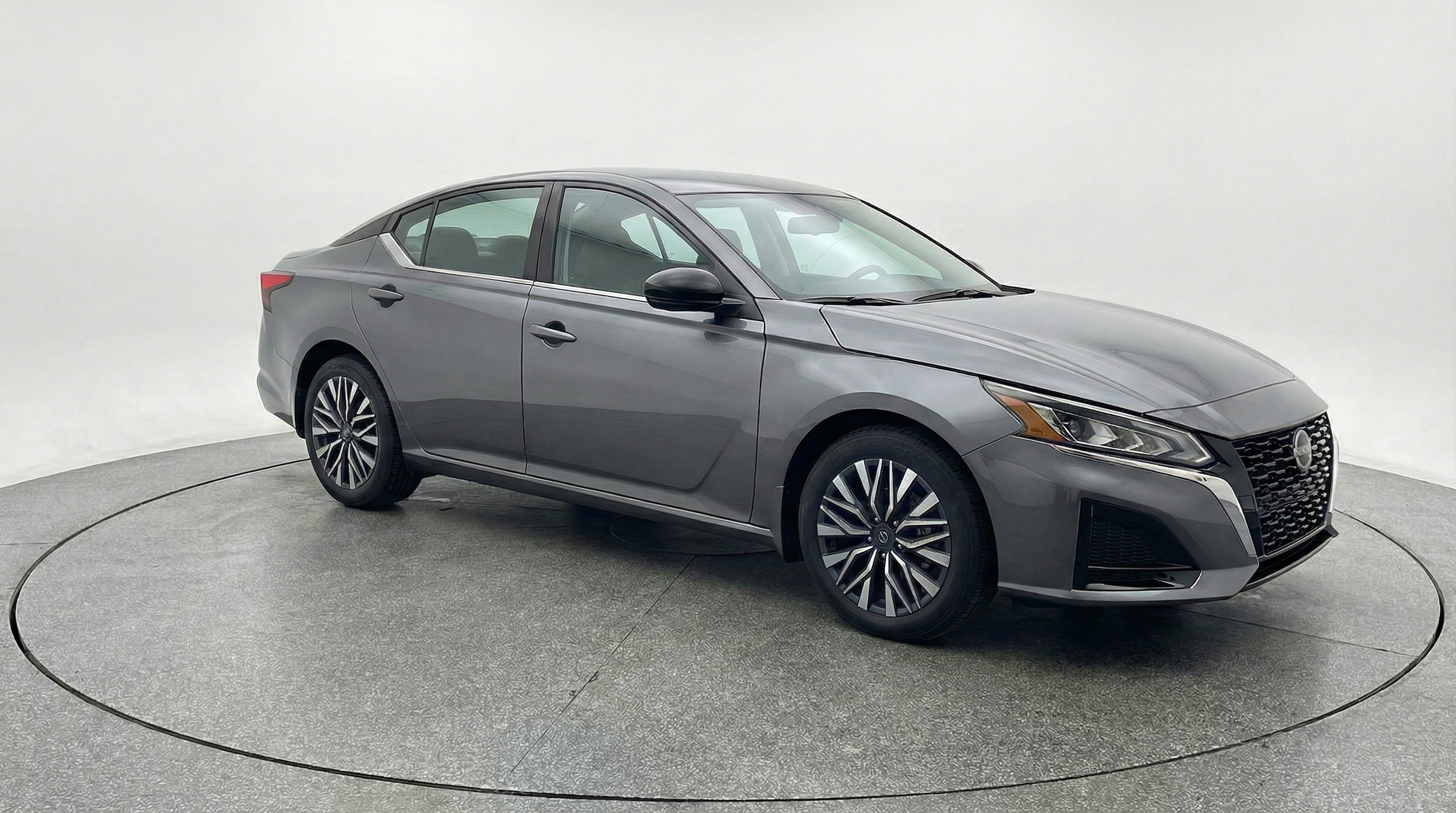 Thumbnail: 2025 Nissan Altima - 1