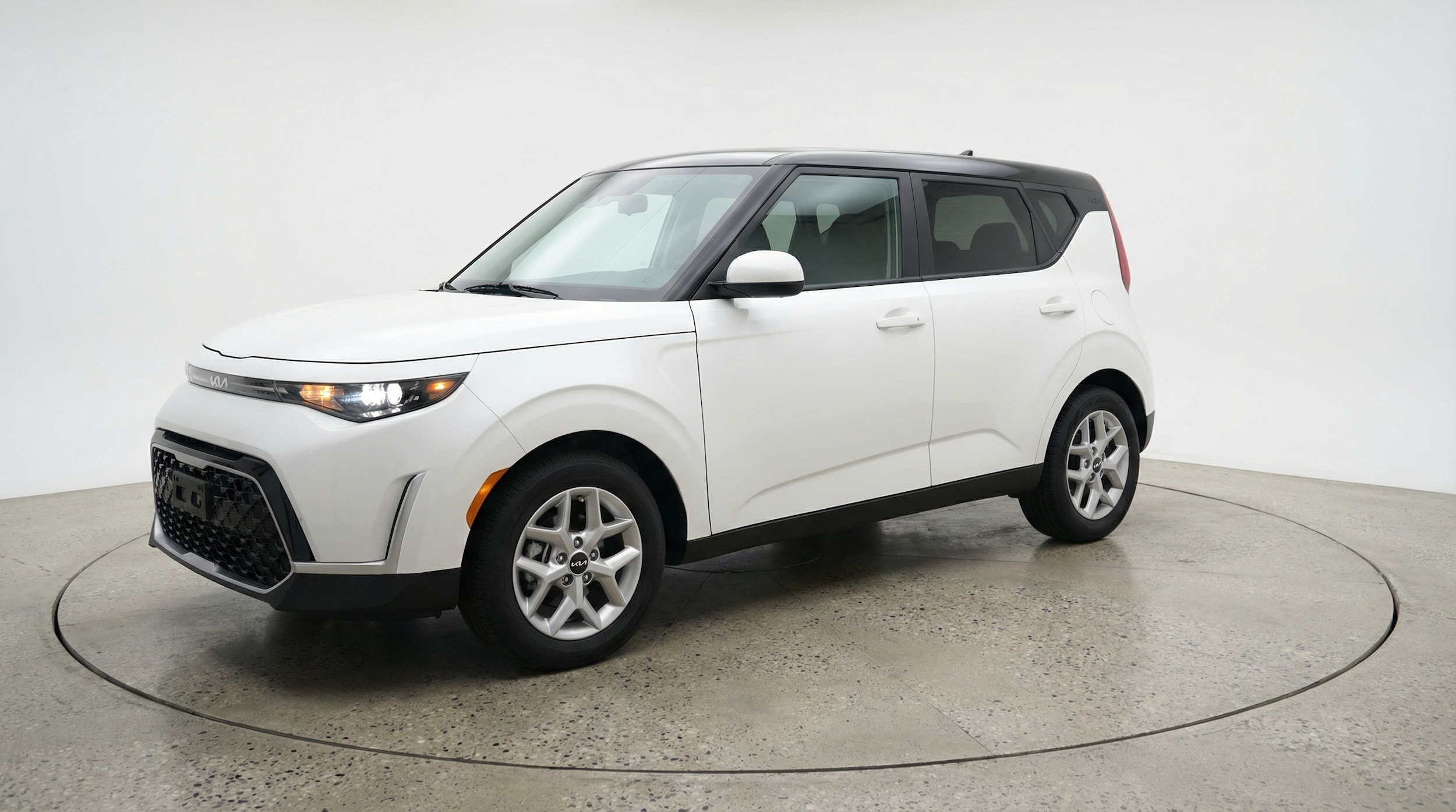 Thumbnail: 2025 Kia Soul - 3
