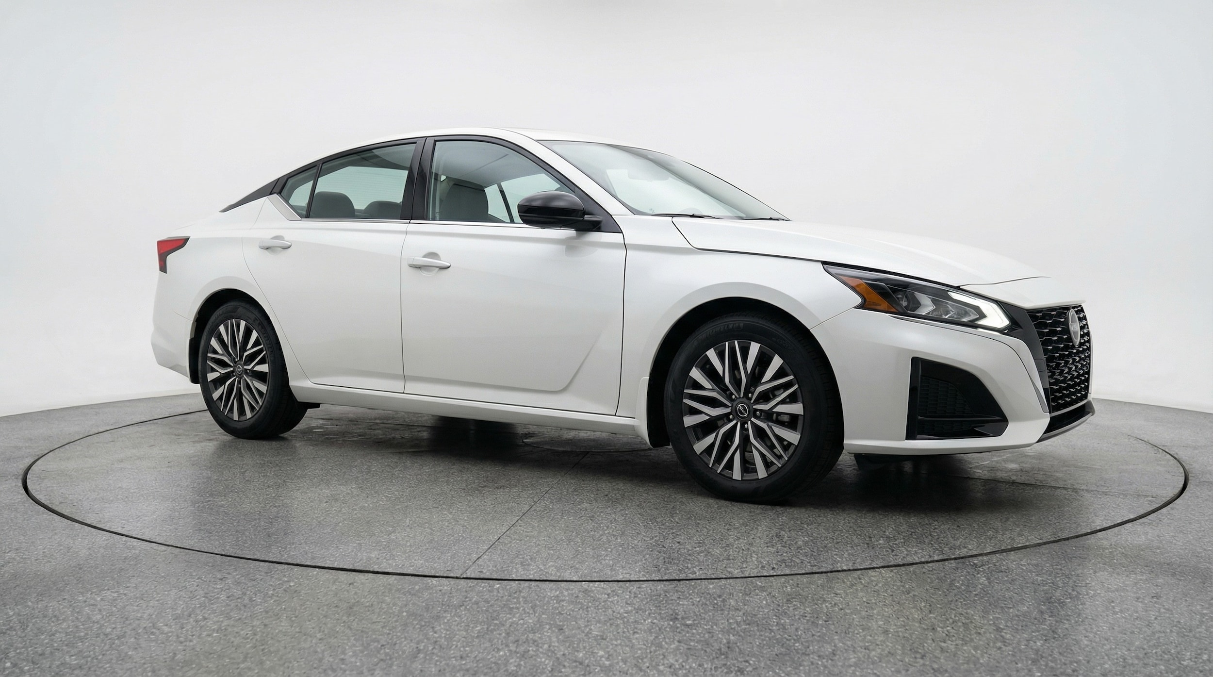 Thumbnail: 2025 Nissan Altima - 1