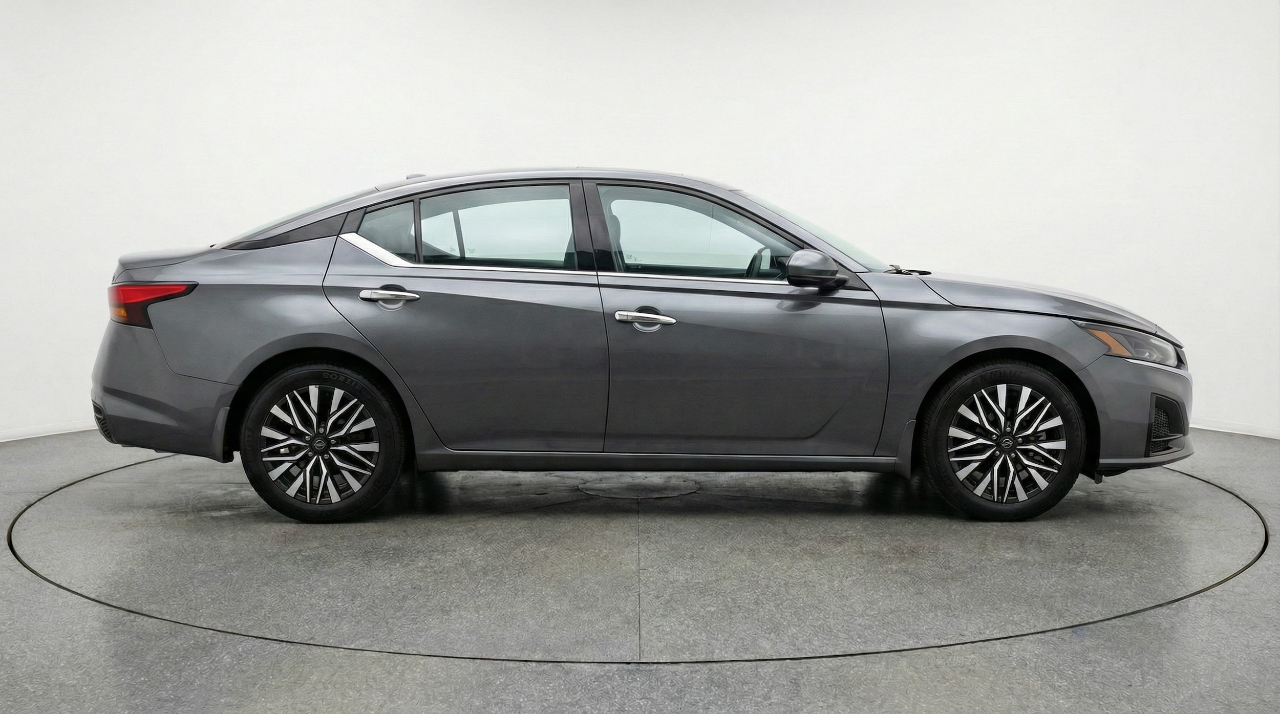 Thumbnail: 2025 Nissan Altima - 8