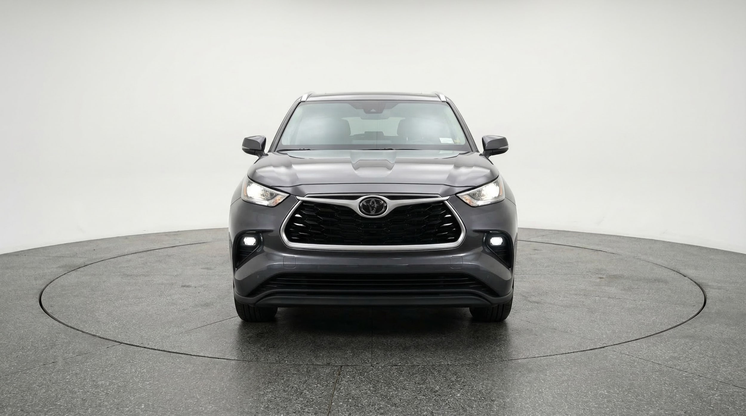 Thumbnail: 2025 Toyota Highlander - 2