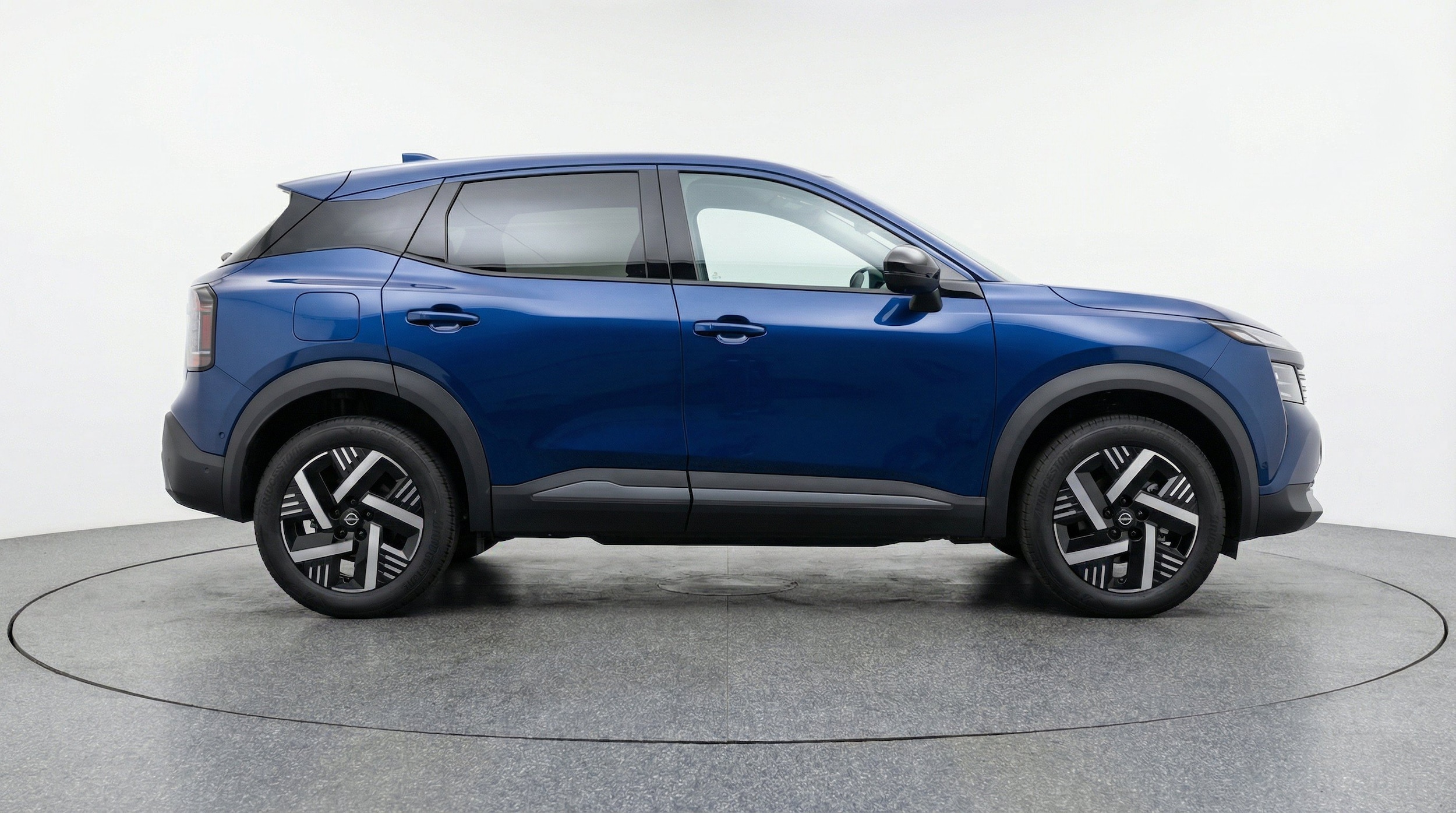 Thumbnail: 2026 Nissan Kicks - 11