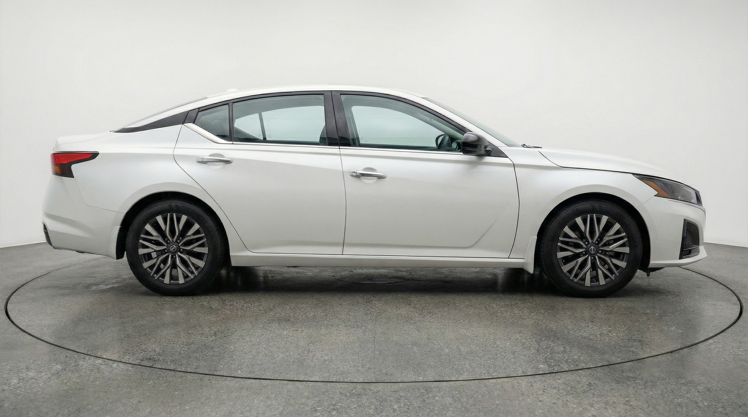 Thumbnail: 2025 Nissan Altima - 8