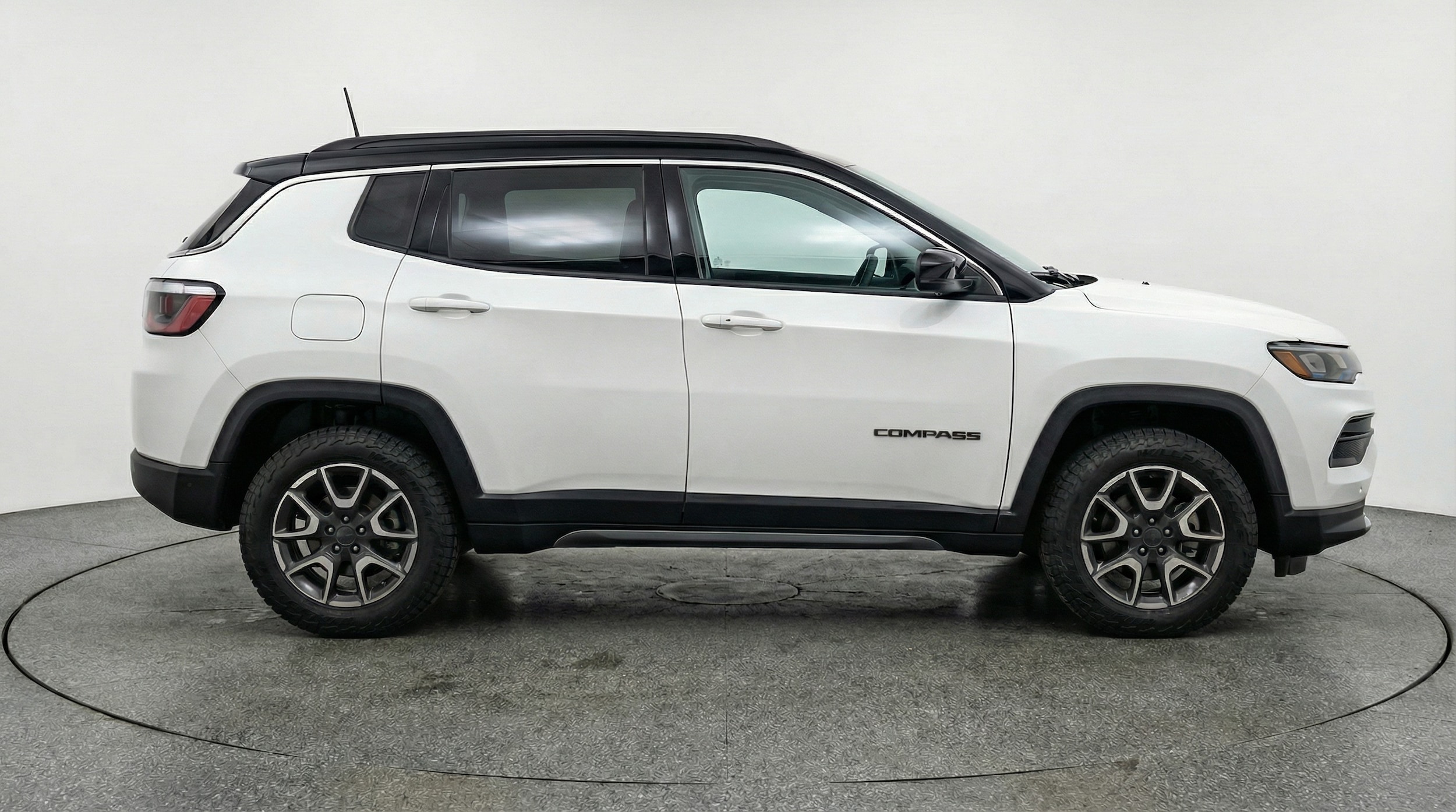 Thumbnail: 2025 Jeep Compass - 8