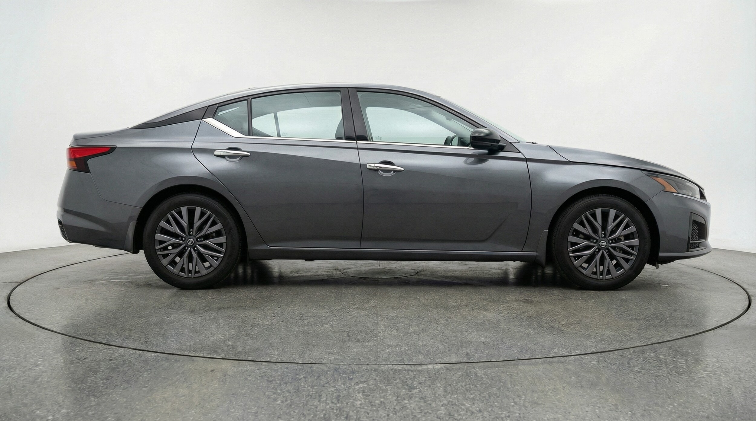 Thumbnail: 2025 Nissan Altima - 8