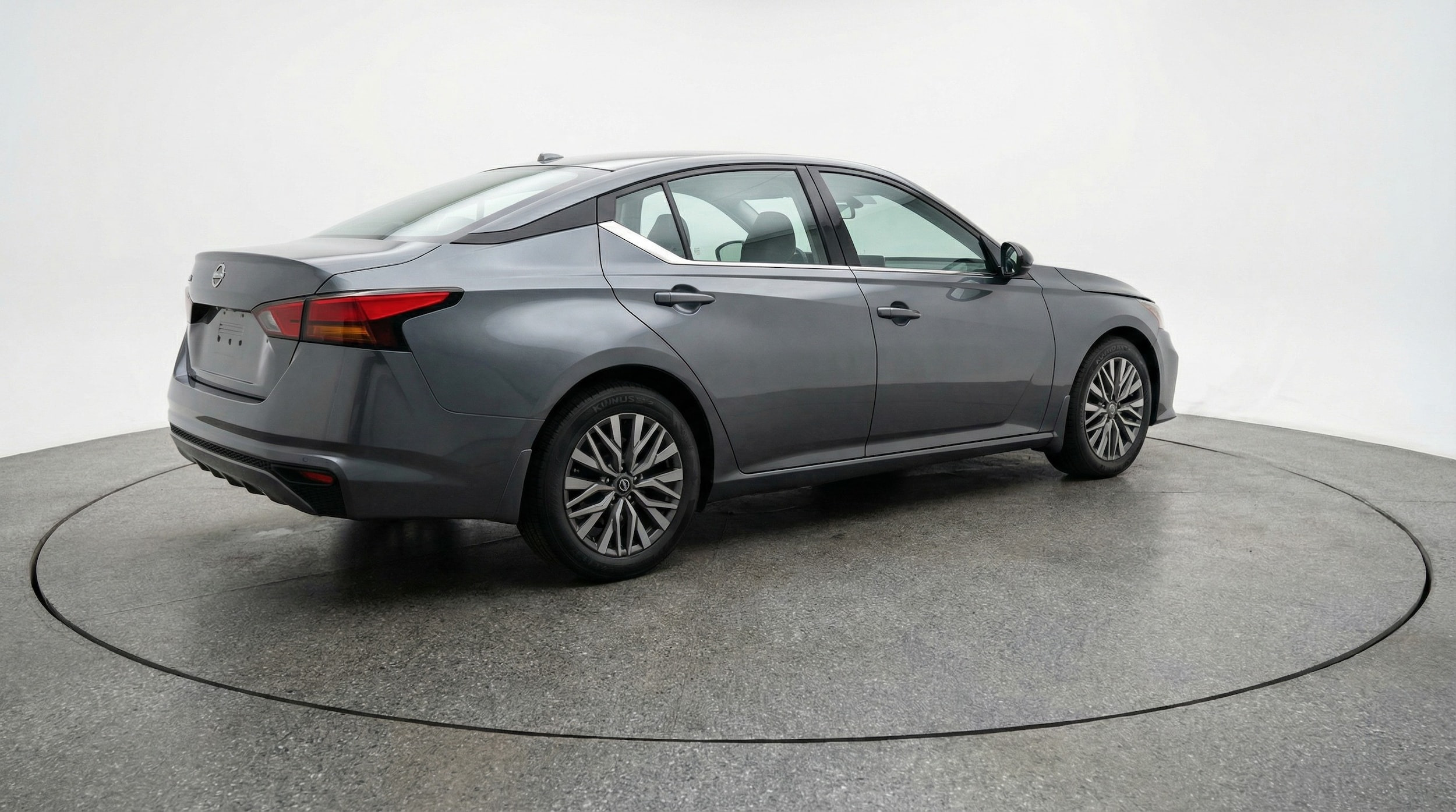 Thumbnail: 2025 Nissan Altima - 5