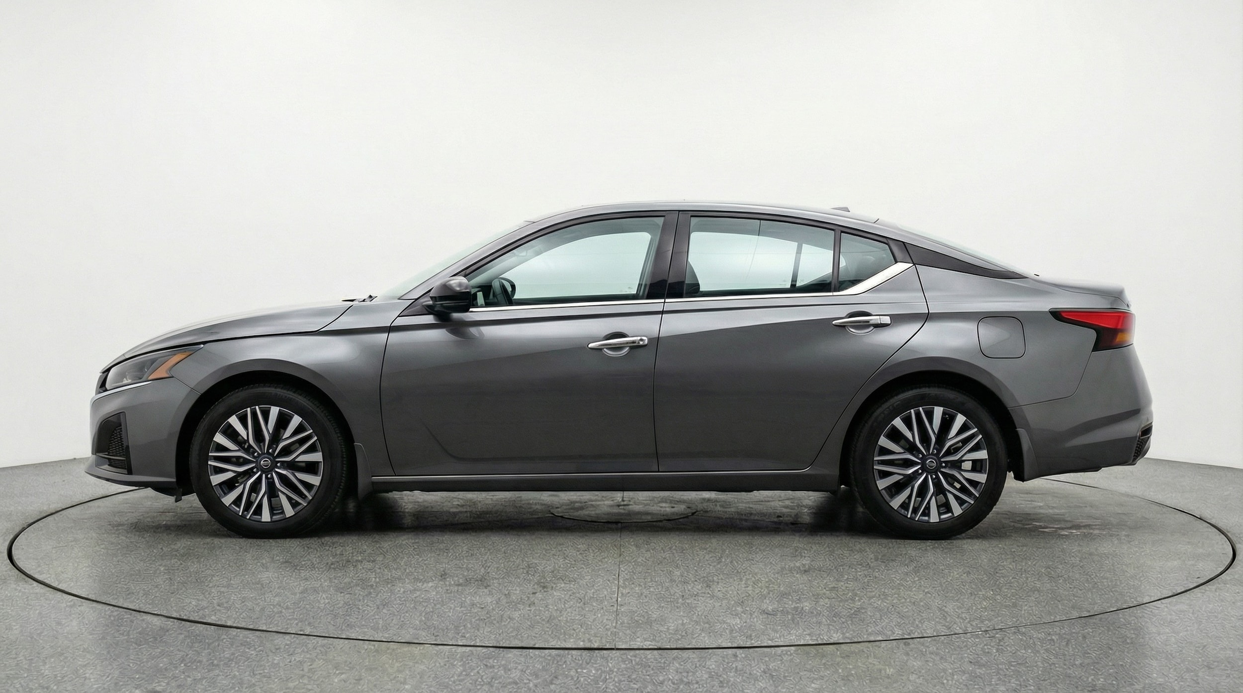Thumbnail: 2025 Nissan Altima - 4