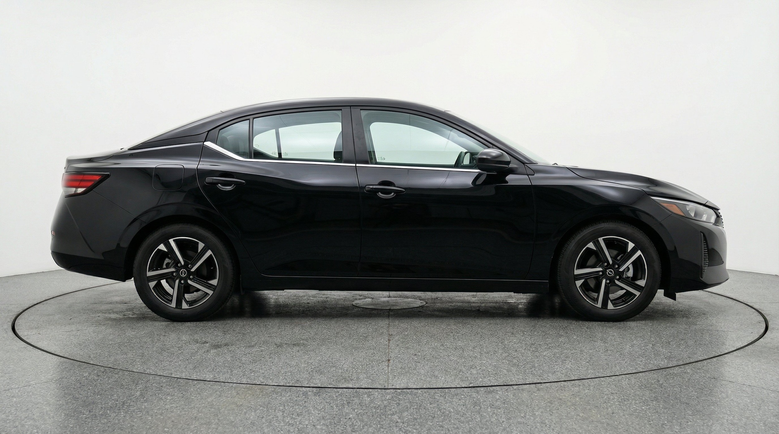 Thumbnail: 2025 Nissan Sentra - 11
