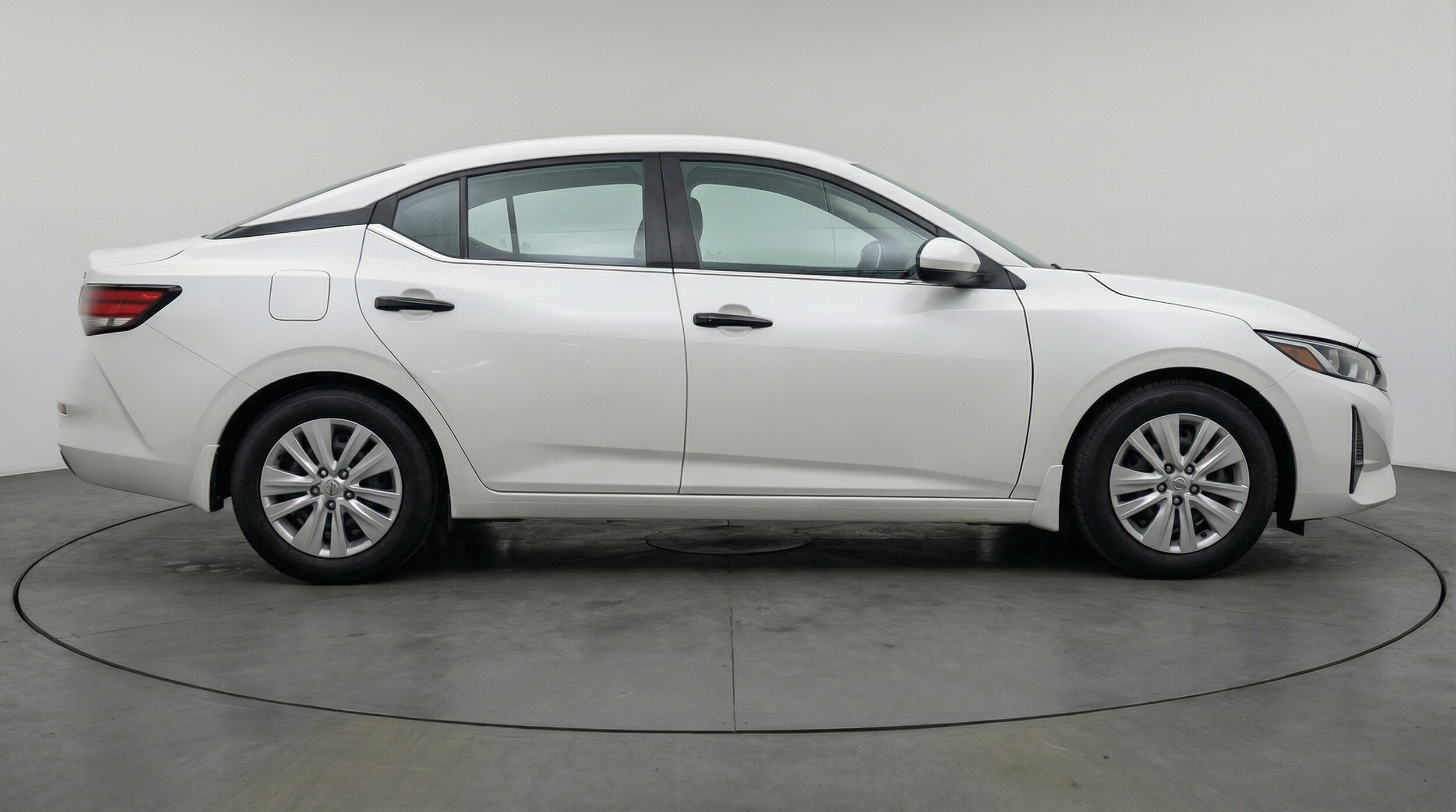 Thumbnail: 2025 Nissan Sentra - 8