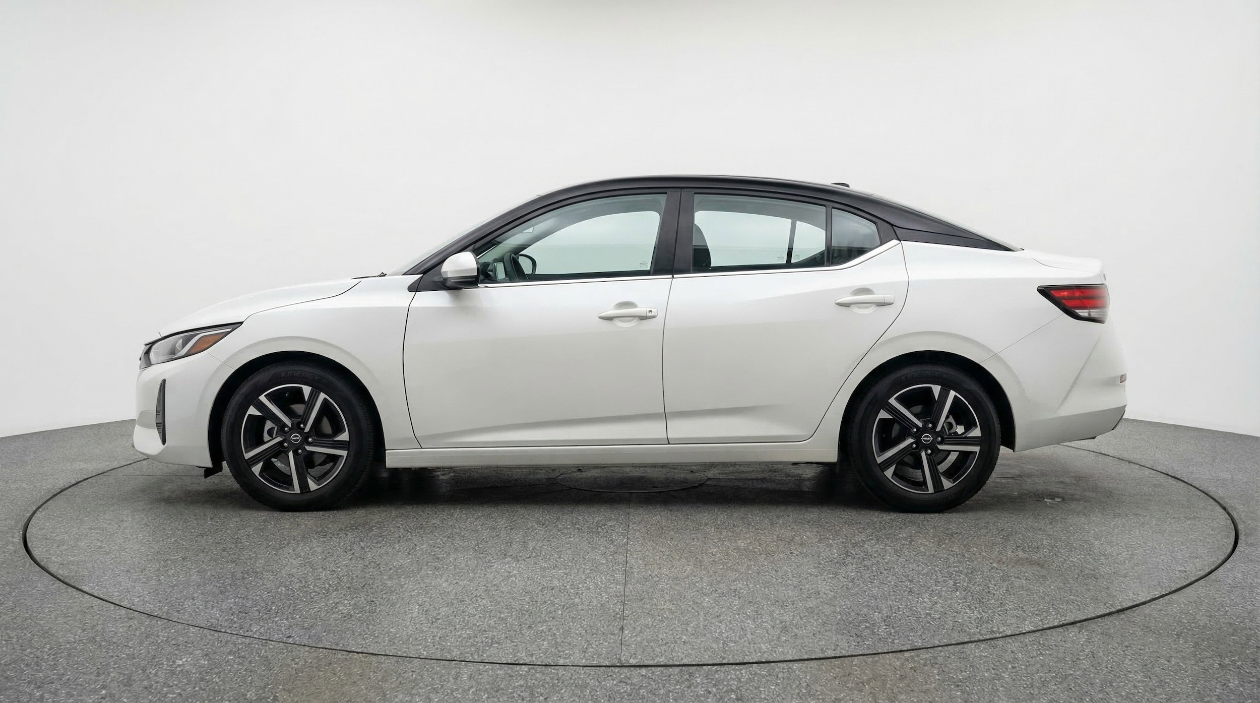 Thumbnail: 2025 Nissan Sentra - 5