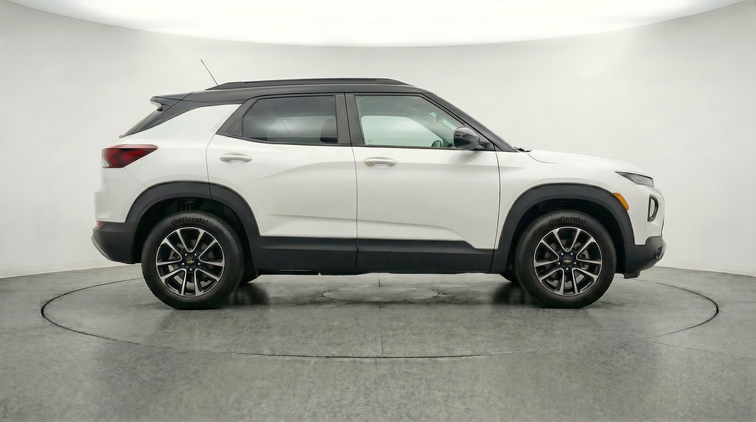 Thumbnail: 2025 Chevrolet TrailBlazer - 11
