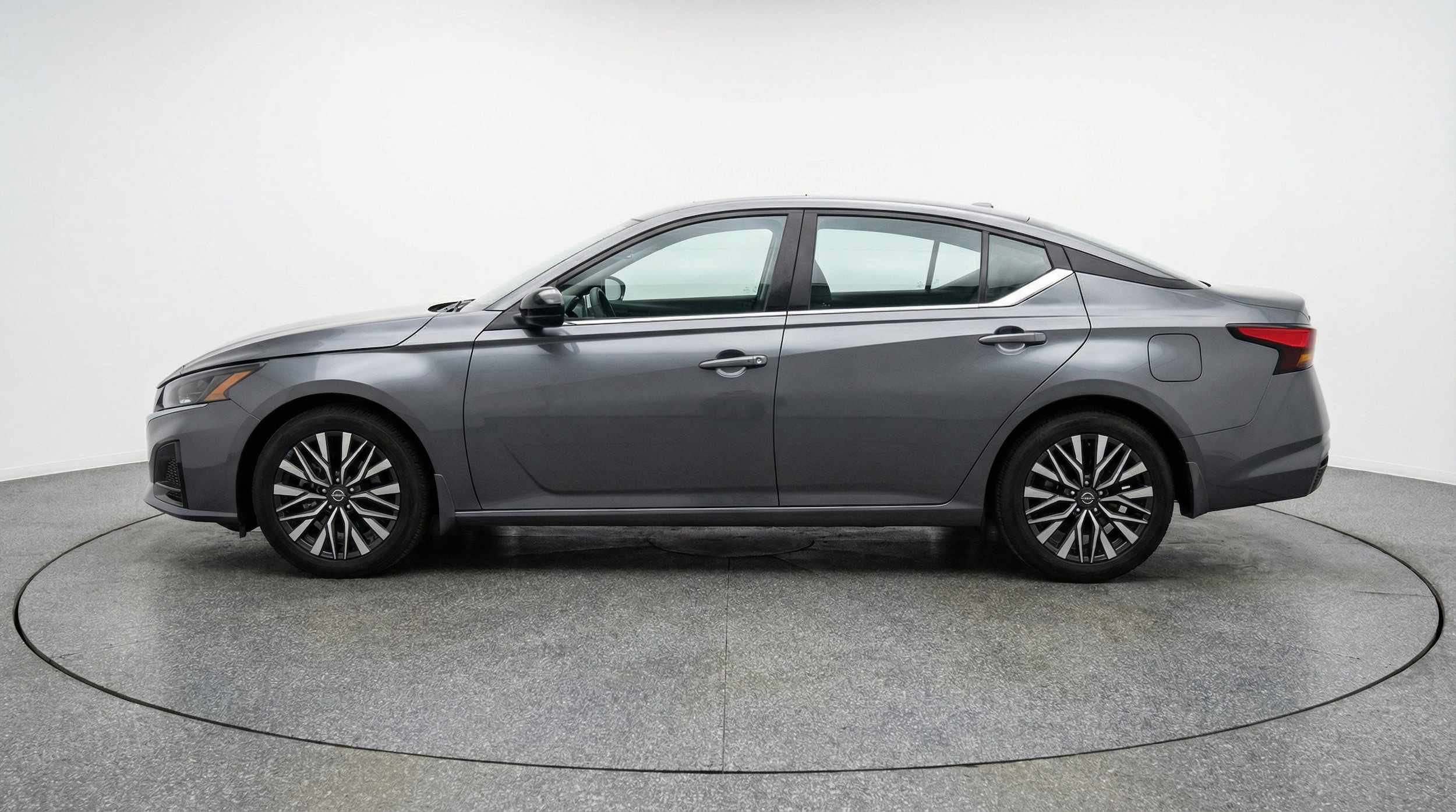 Thumbnail: 2025 Nissan Altima - 4