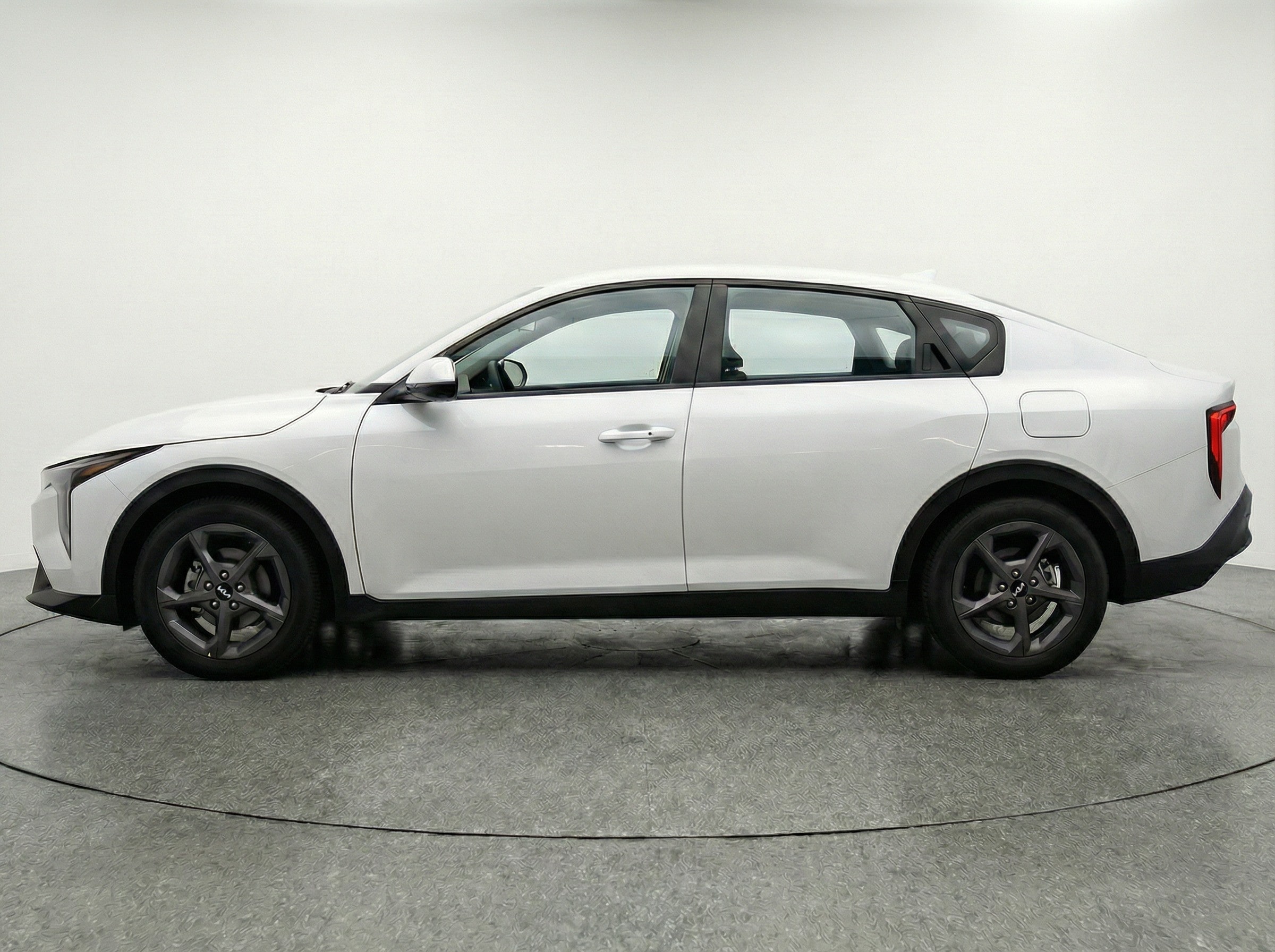 Thumbnail: 2025 Kia K4 - 4