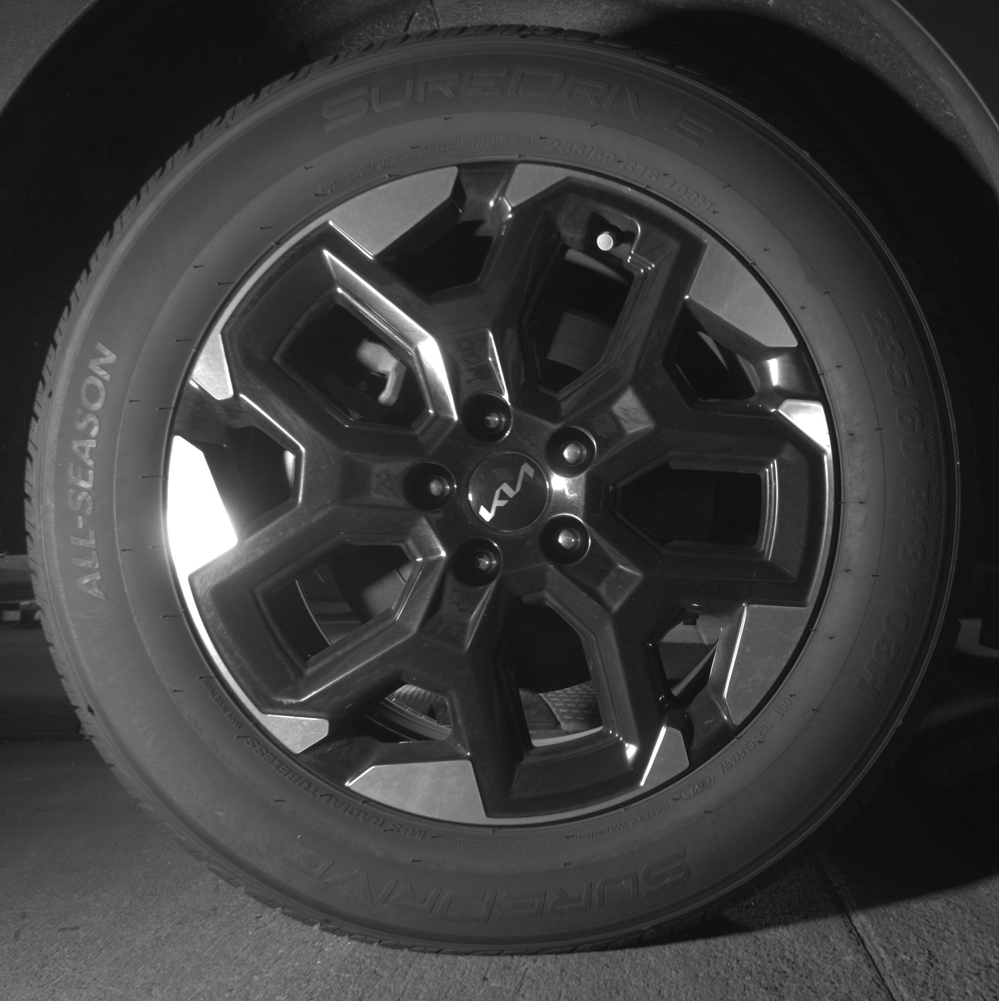 Thumbnail: 2024 Kia Sorento - 12