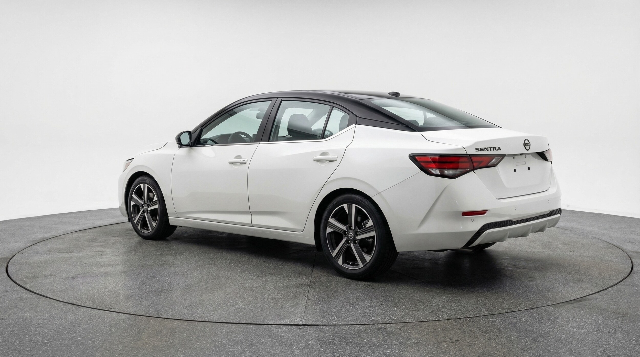 Thumbnail: 2025 Nissan Sentra - 5