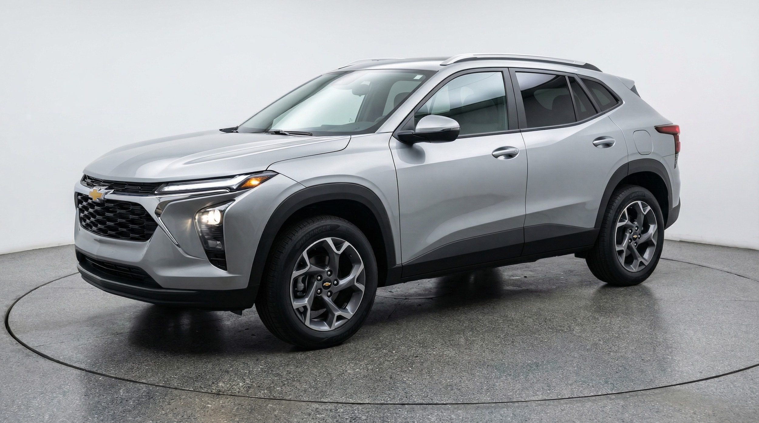 Thumbnail: 2025 Chevrolet Trax - 3