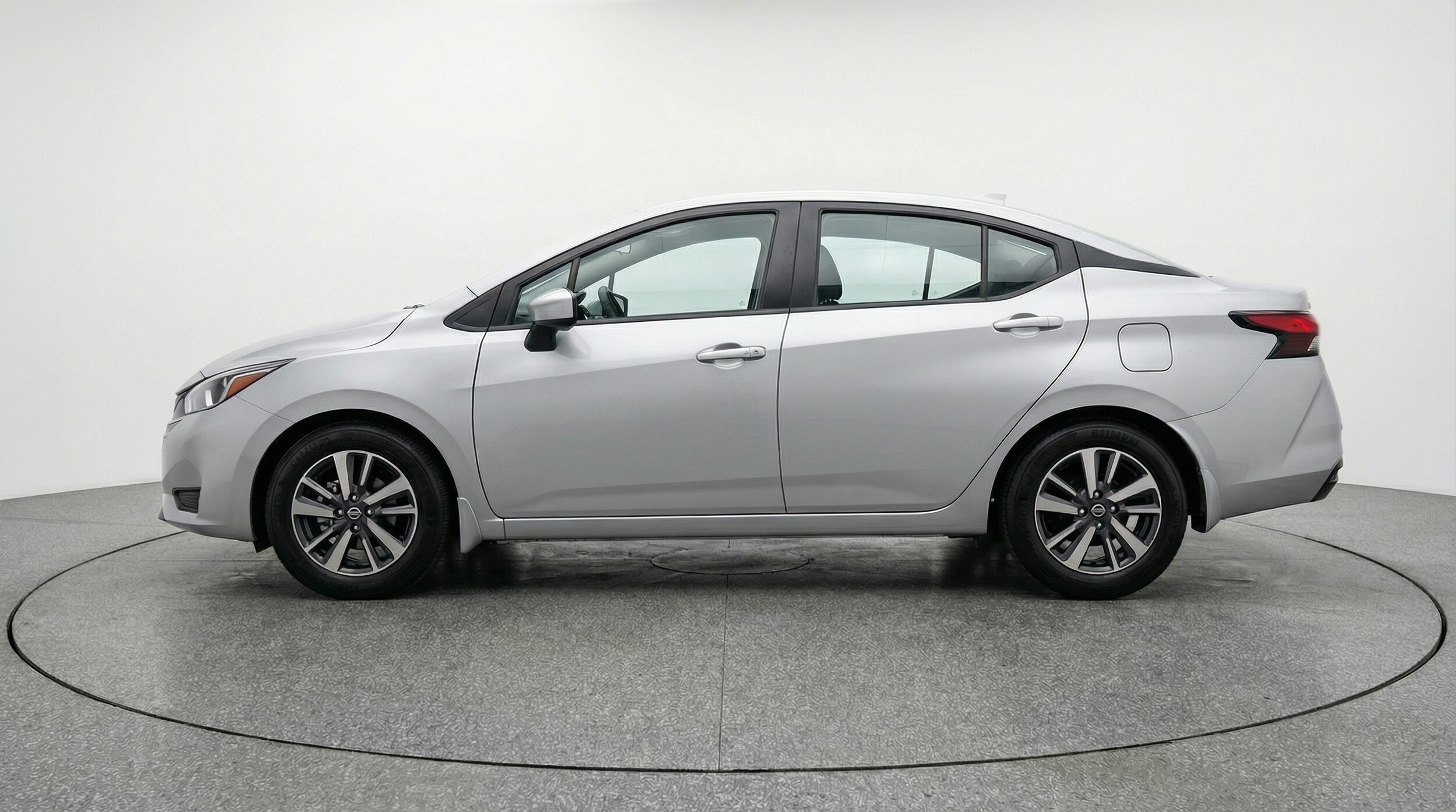 Thumbnail: 2025 Nissan Versa - 4