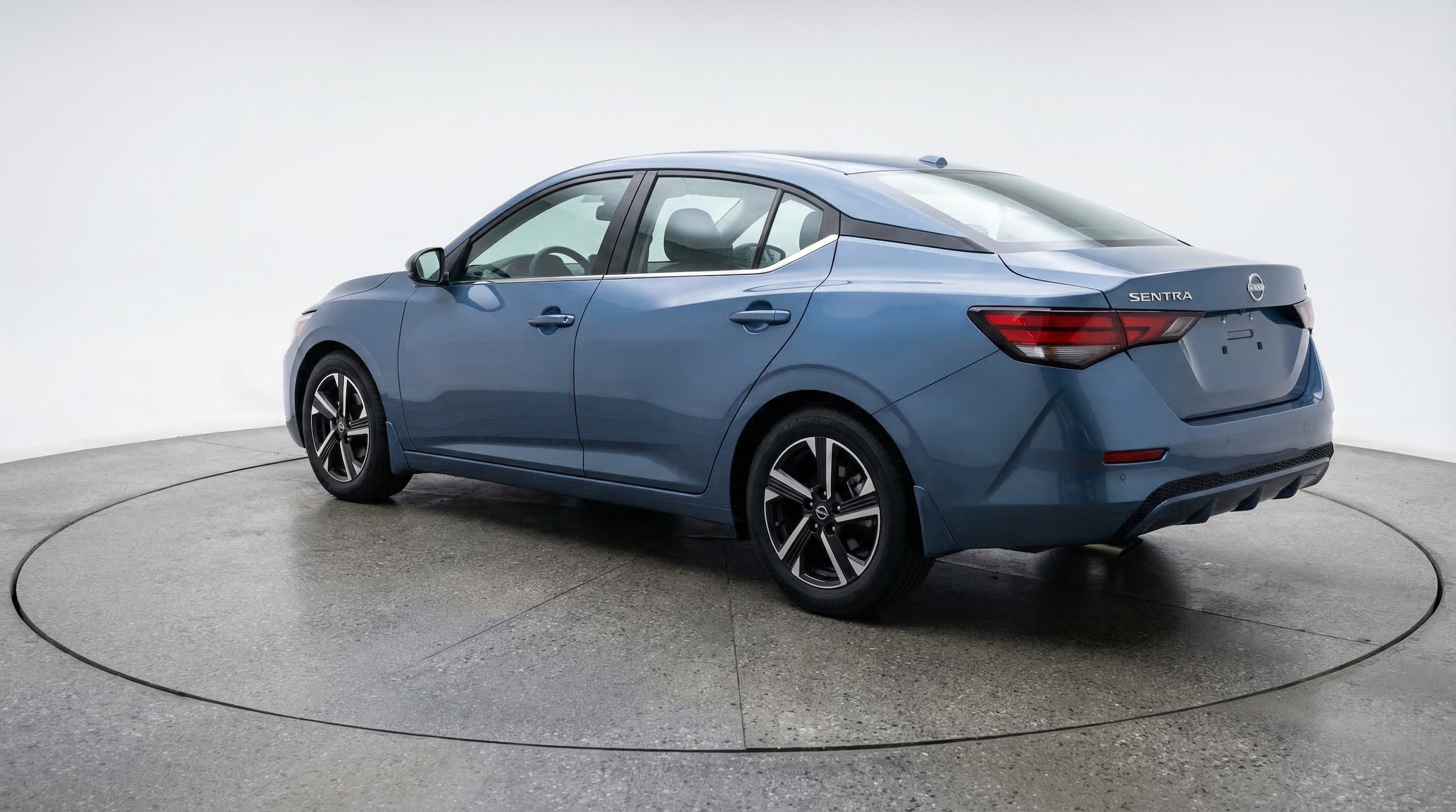 Thumbnail: 2025 Nissan Sentra - 5