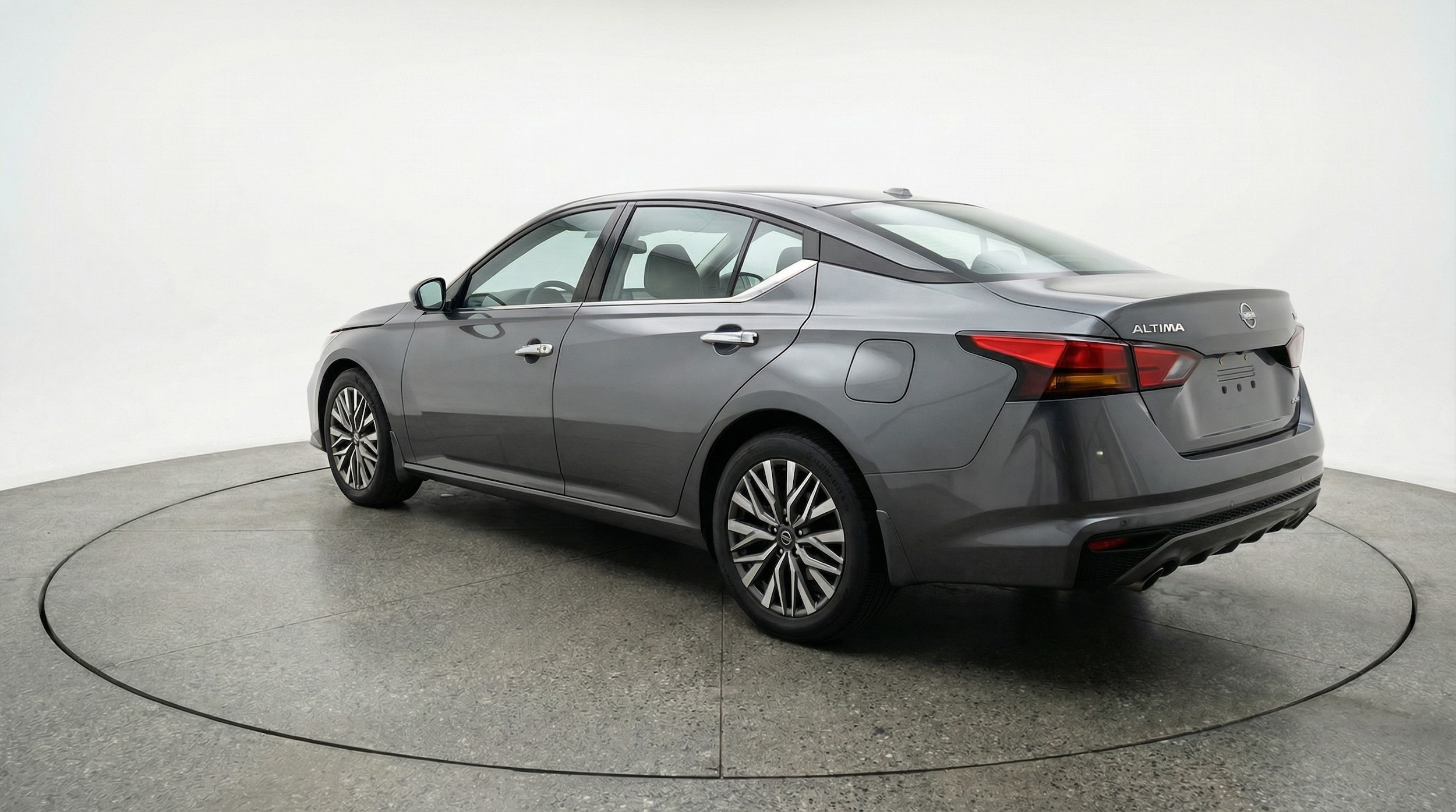 Thumbnail: 2025 Nissan Altima - 5