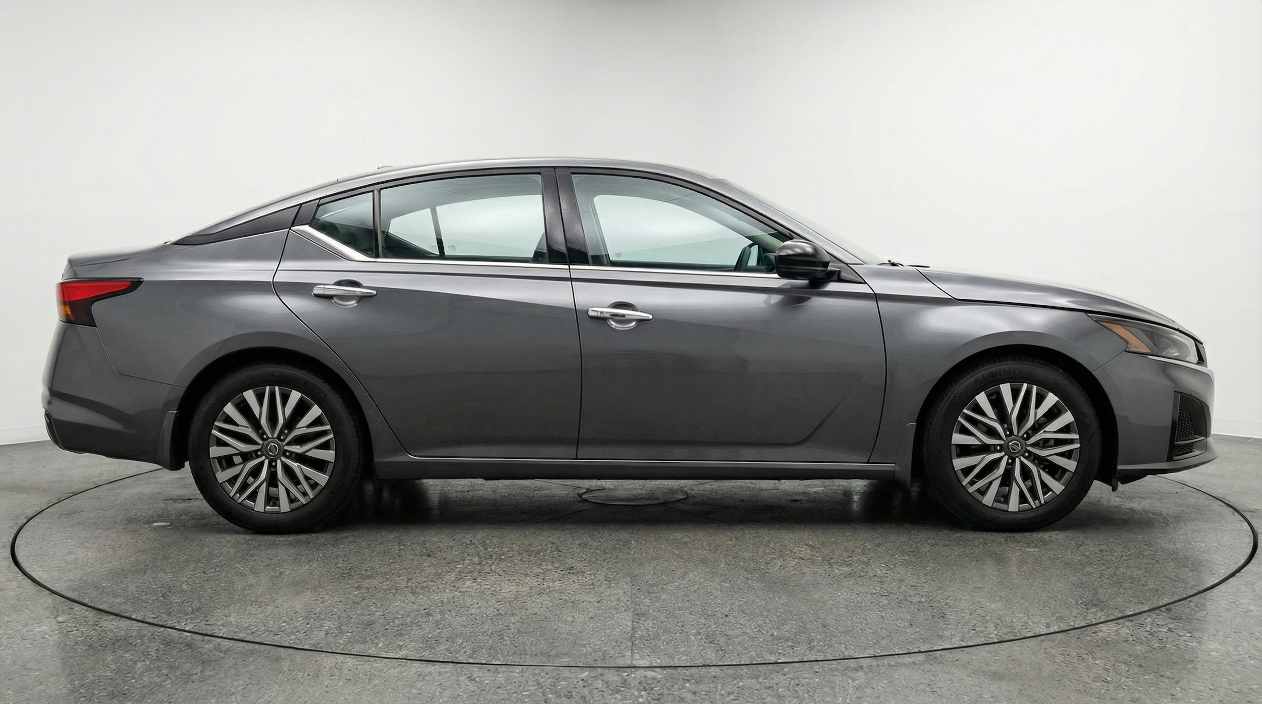 Thumbnail: 2025 Nissan Altima - 8