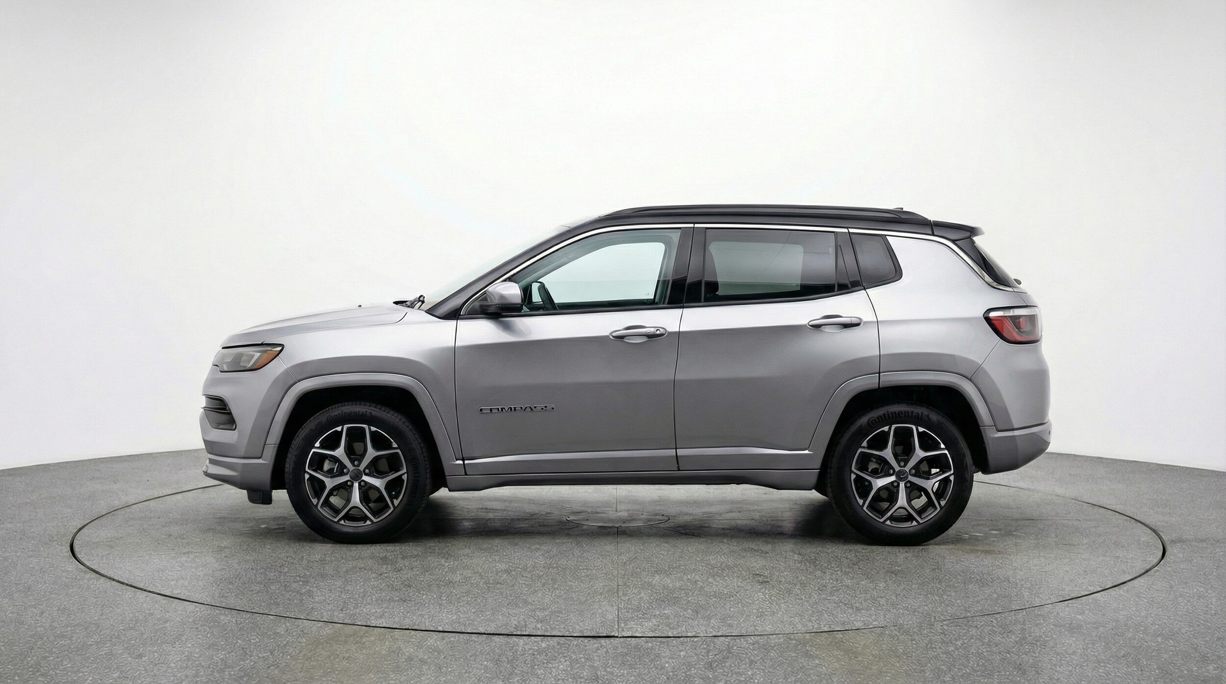 Thumbnail: 2025 Jeep Compass - 4