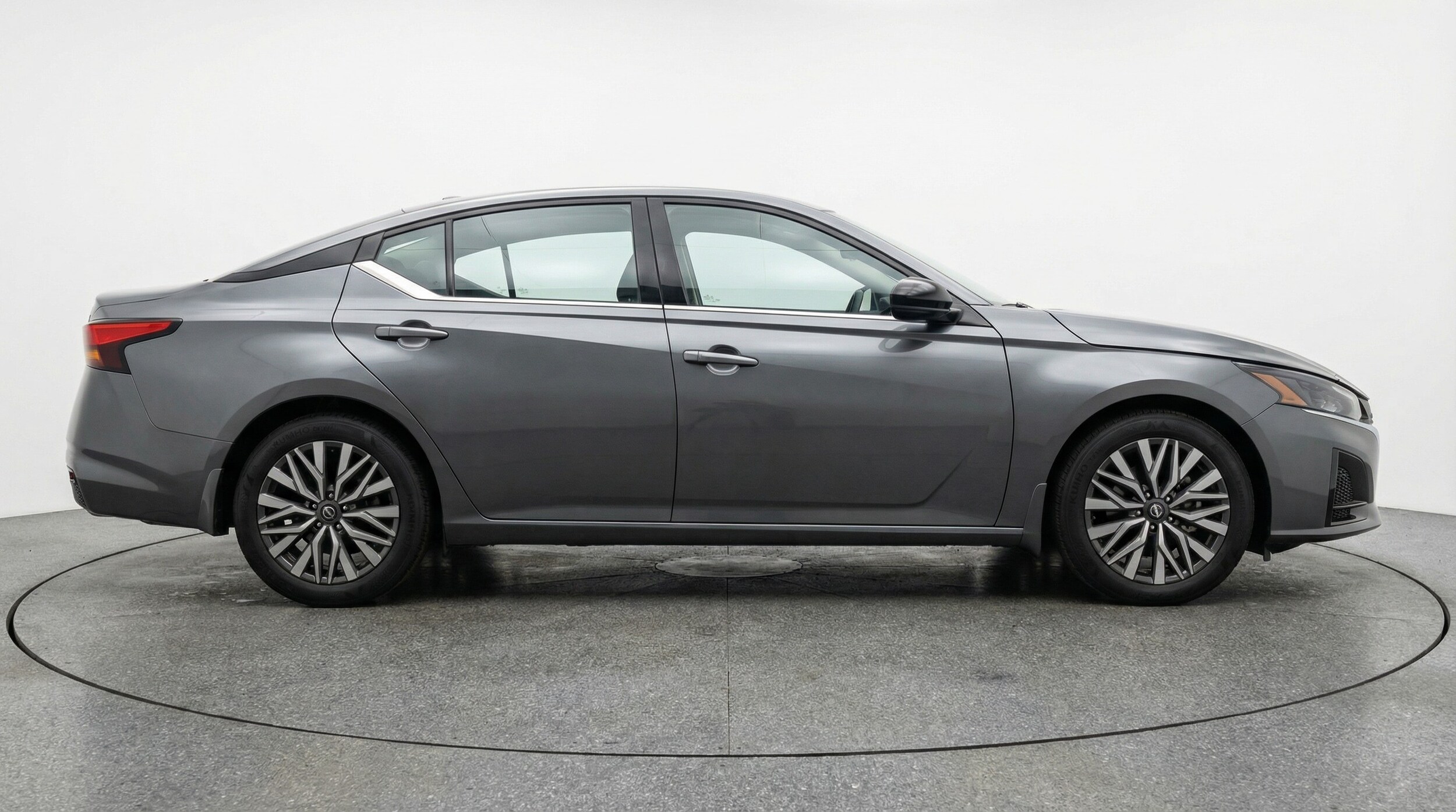 Thumbnail: 2025 Nissan Altima - 8