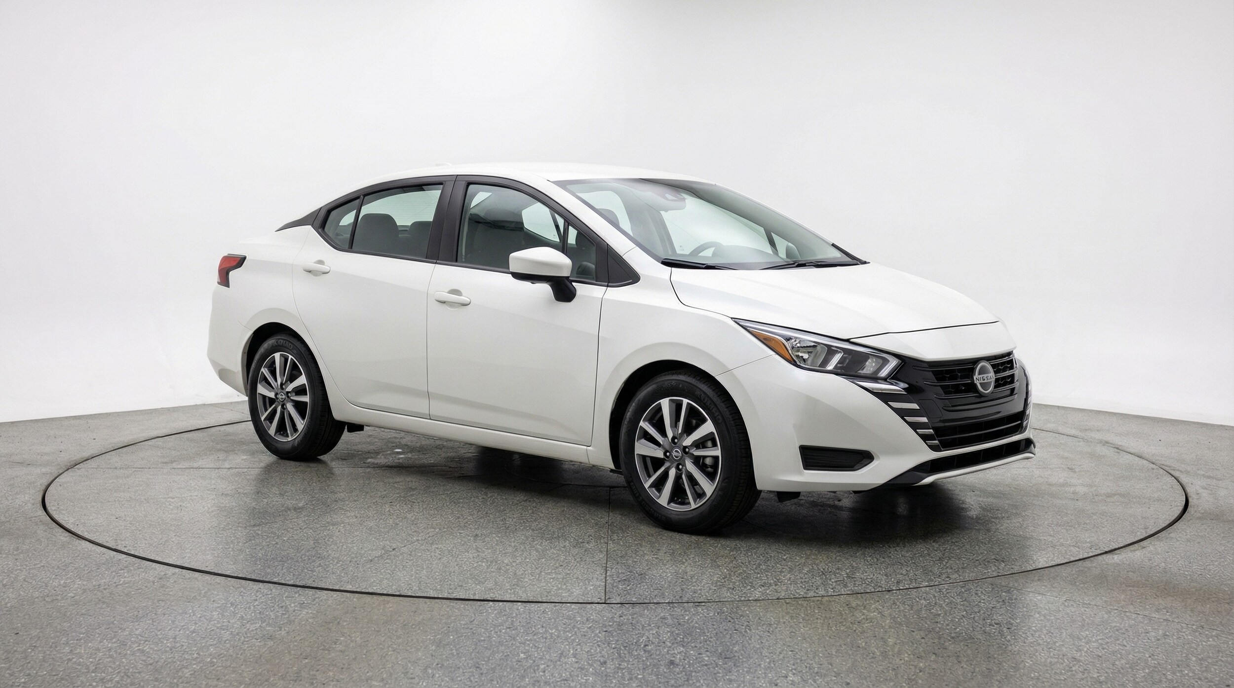 2025 Nissan Versa Sedan SV