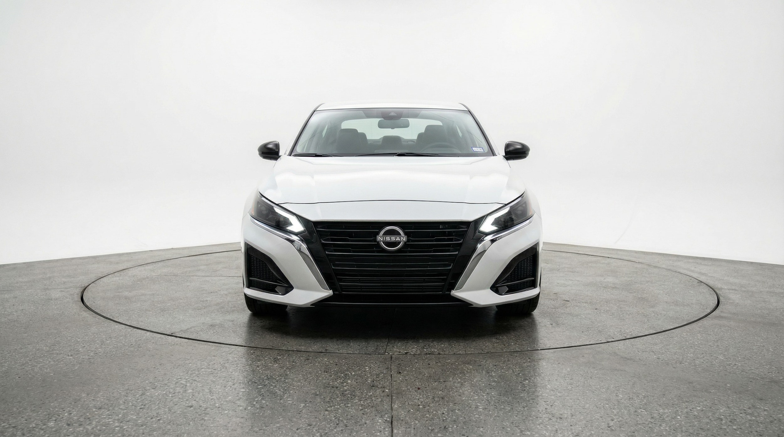 Thumbnail: 2025 Nissan Altima - 2