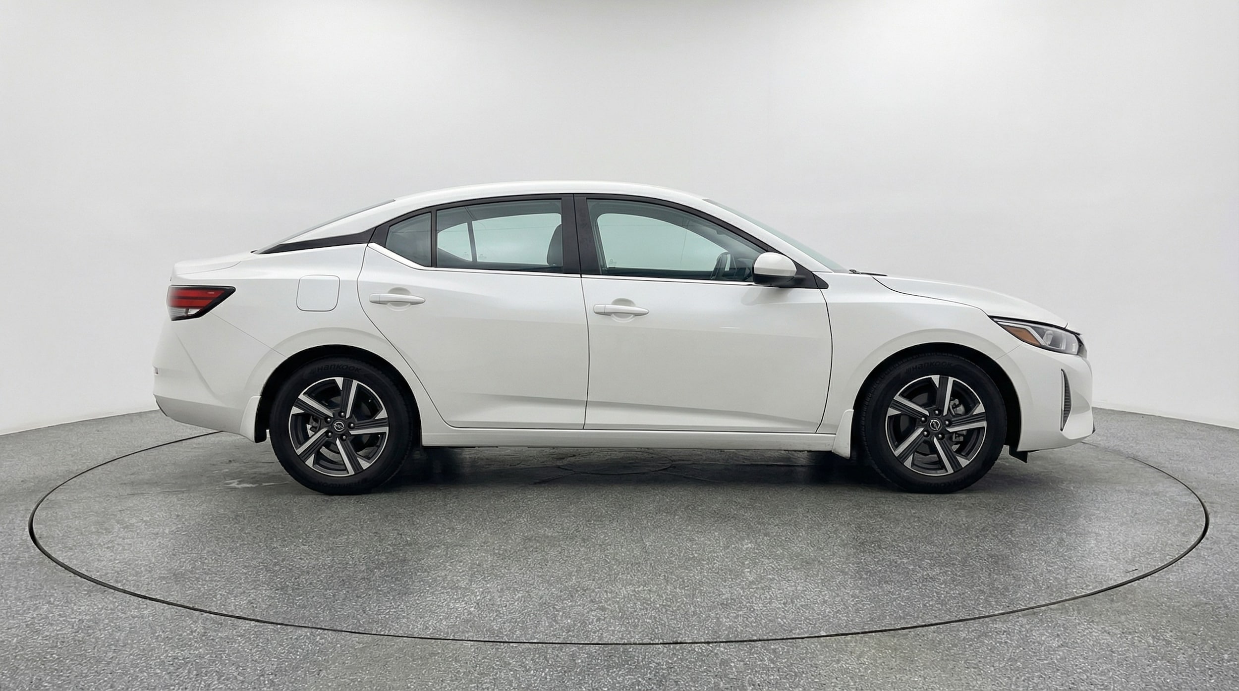 Thumbnail: 2025 Nissan Sentra - 8