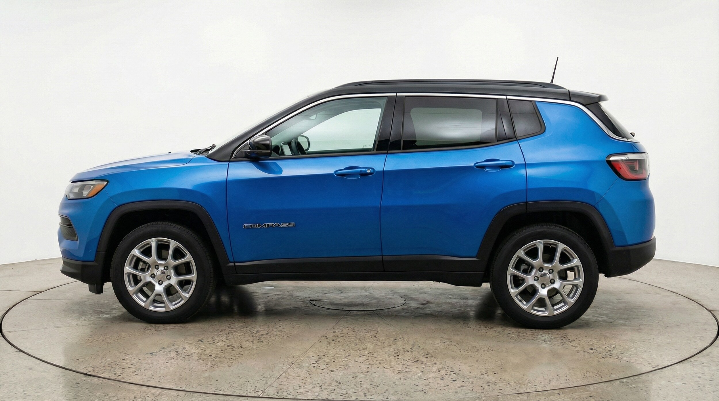 Thumbnail: 2025 Jeep Compass - 4