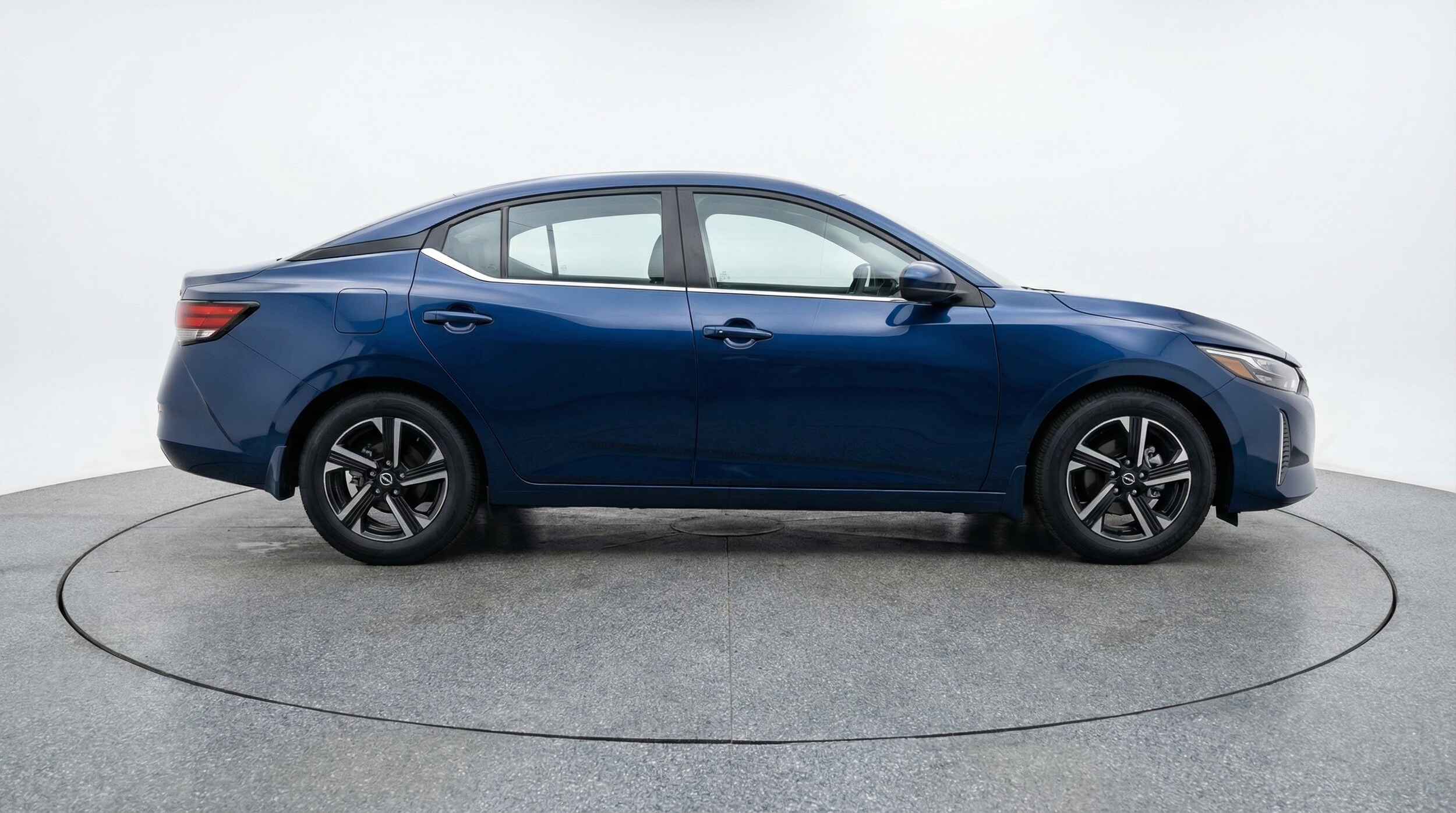 Thumbnail: 2025 Nissan Sentra - 8