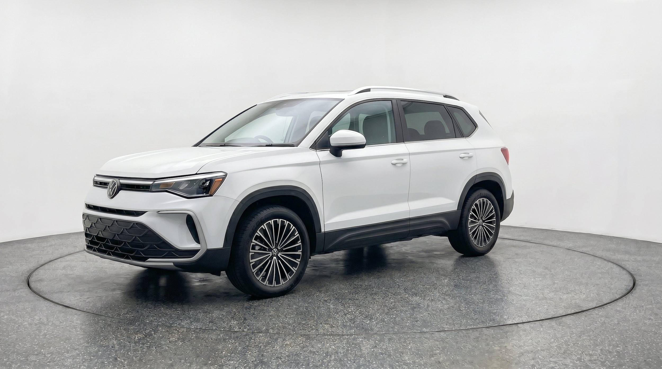 Thumbnail: 2026 Volkswagen Taos - 3