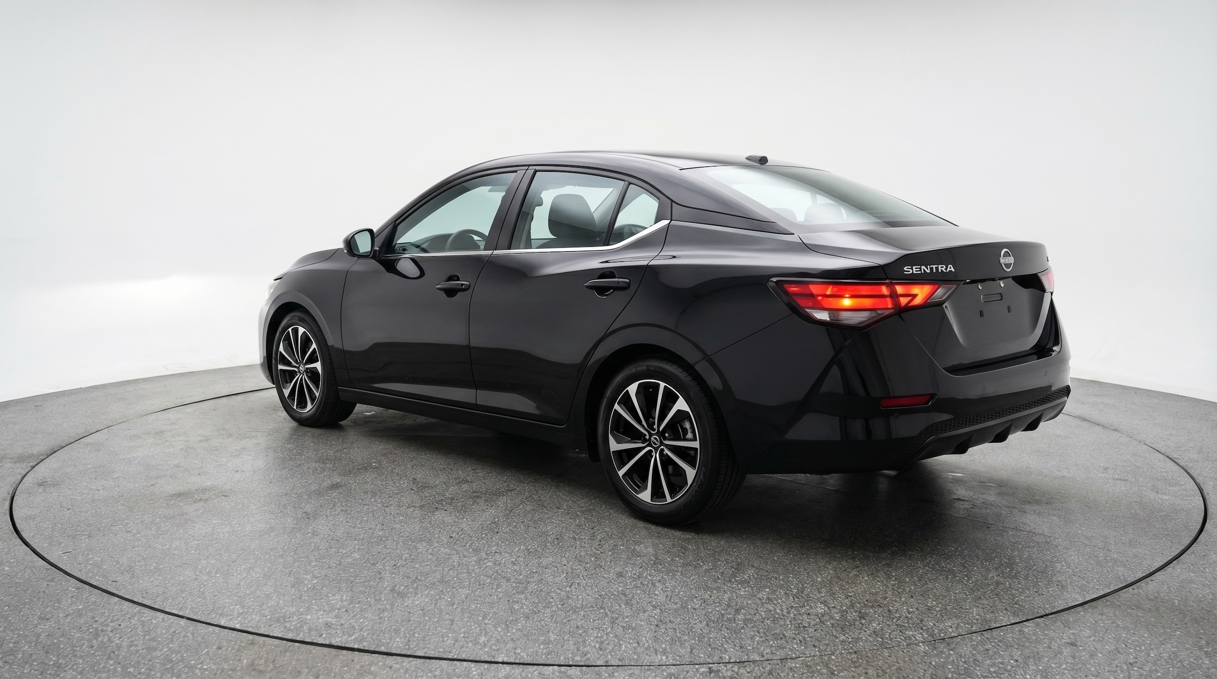Thumbnail: 2025 Nissan Sentra - 5