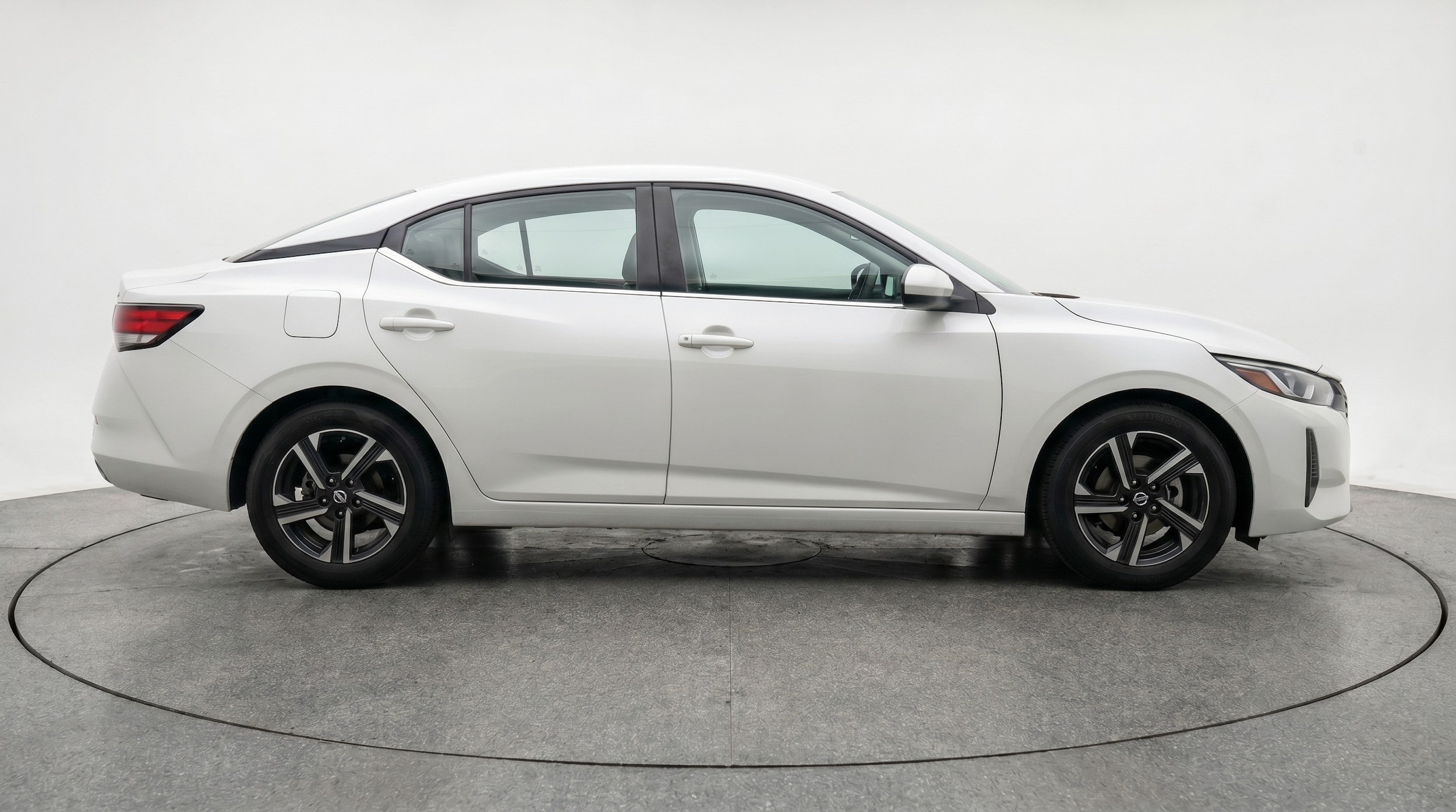 Thumbnail: 2025 Nissan Sentra - 8