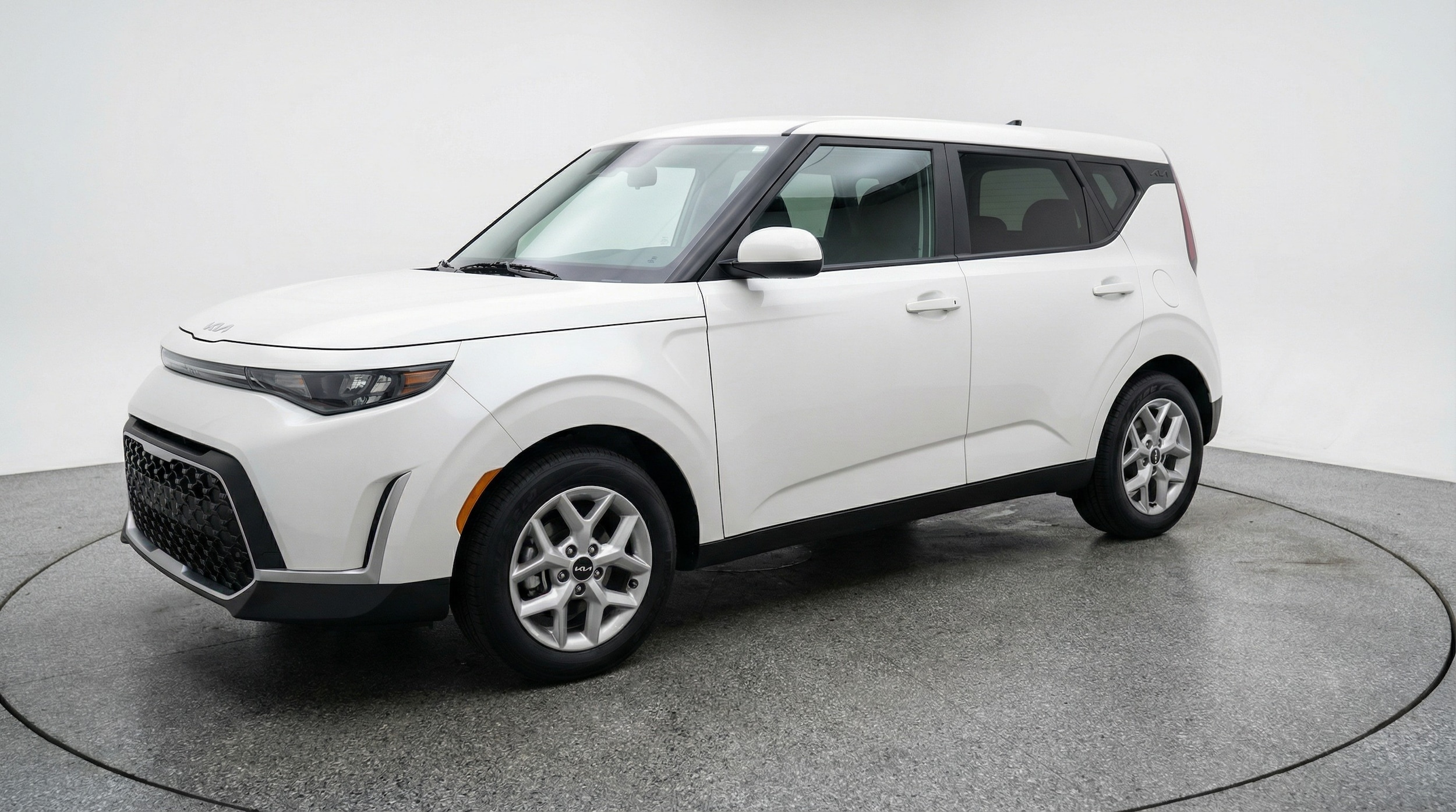 Thumbnail: 2025 Kia Soul - 3