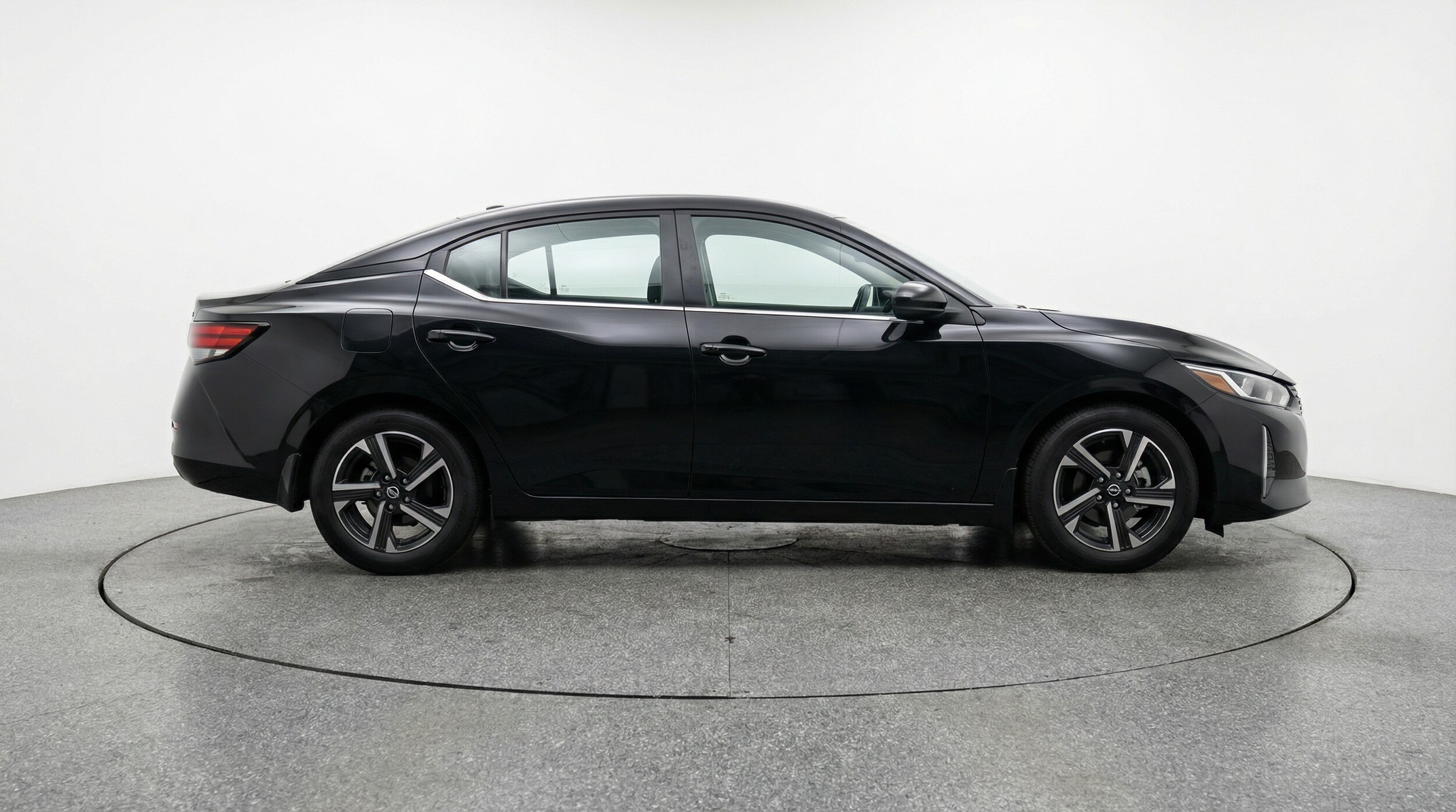 Thumbnail: 2025 Nissan Sentra - 8