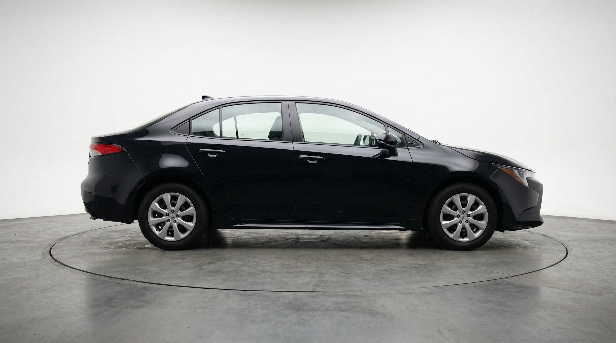 Thumbnail: 2025 Toyota Corolla - 11