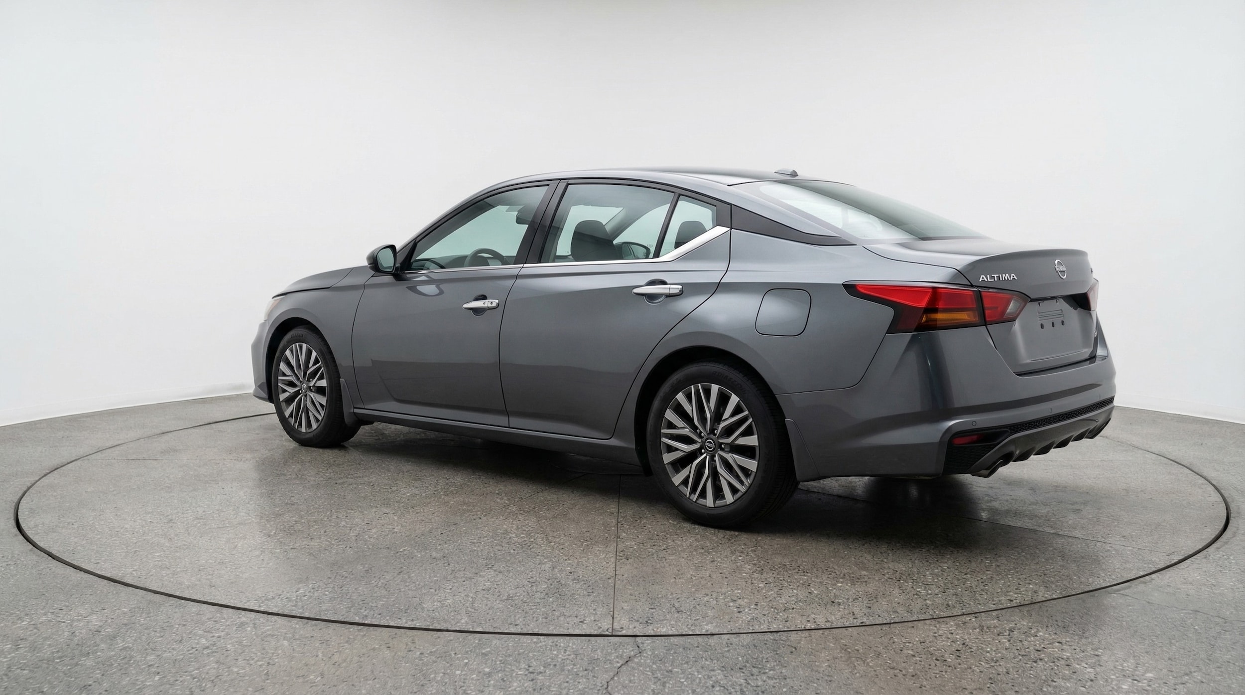 Thumbnail: 2025 Nissan Altima - 5